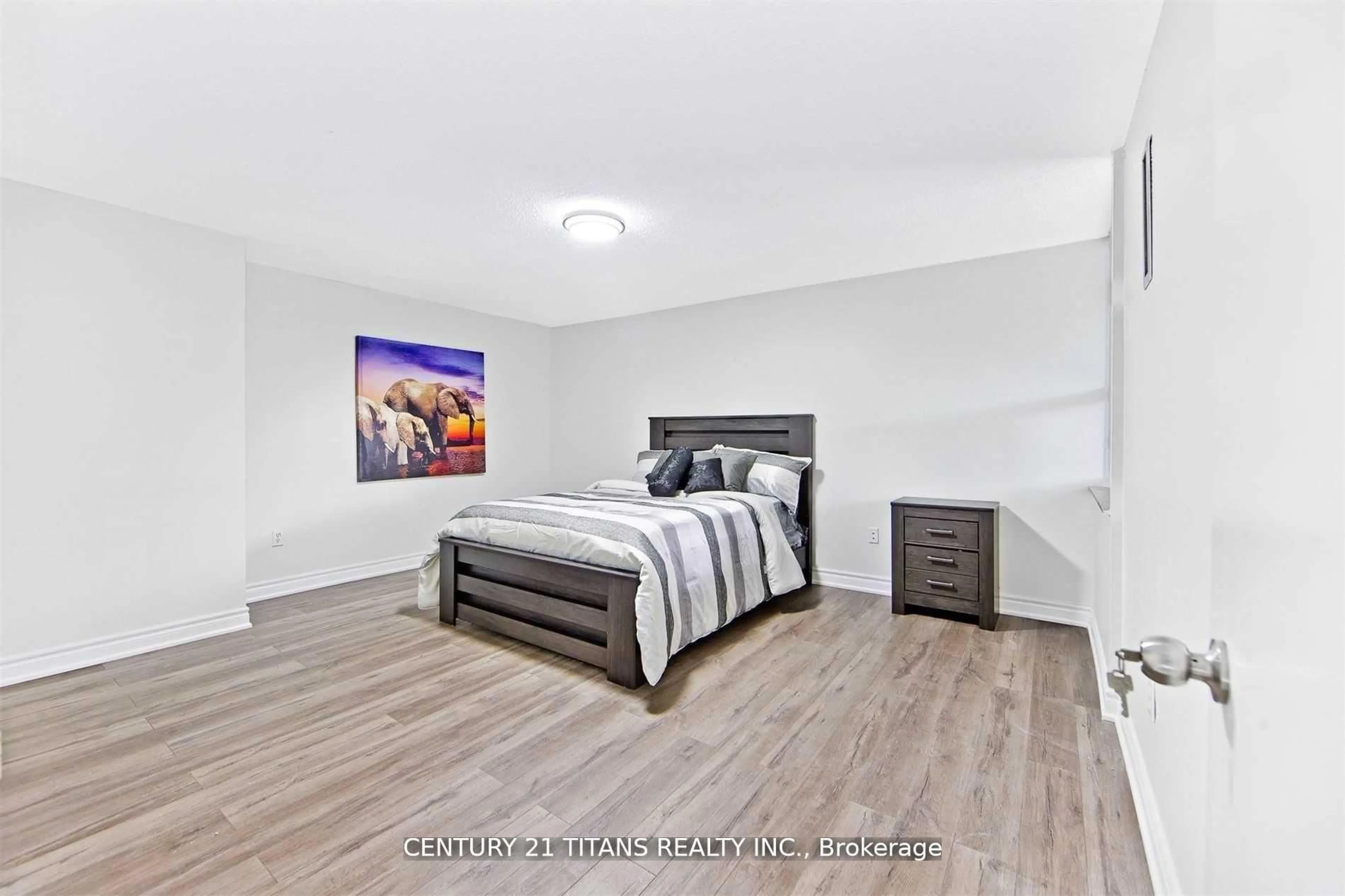 A pic of a room for 4064 Lawrence Ave ##510, Toronto Ontario M1E 4V6