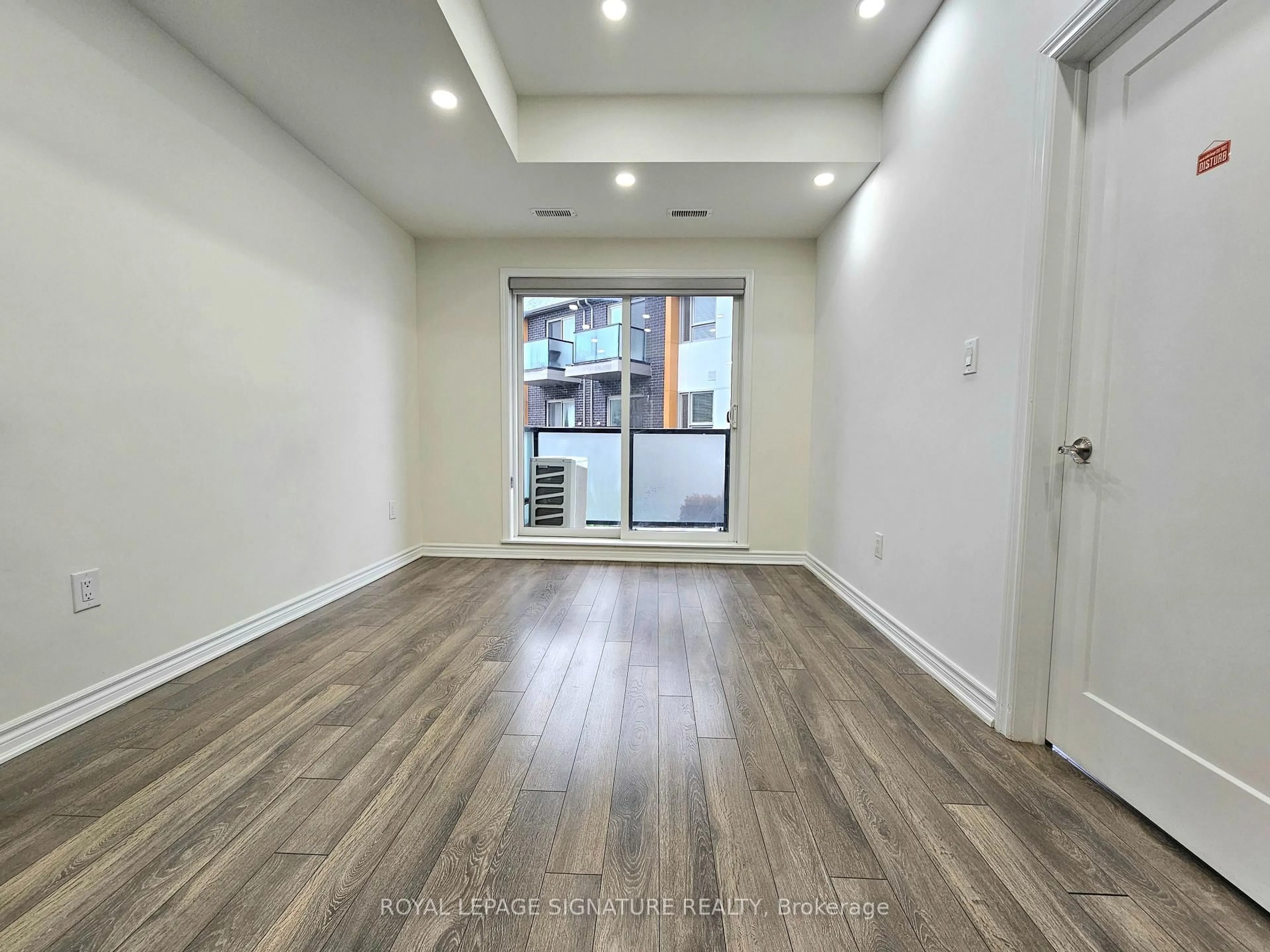 A pic of a room for 2787 Eglinton Ave #337, Toronto Ontario M1J 0B2
