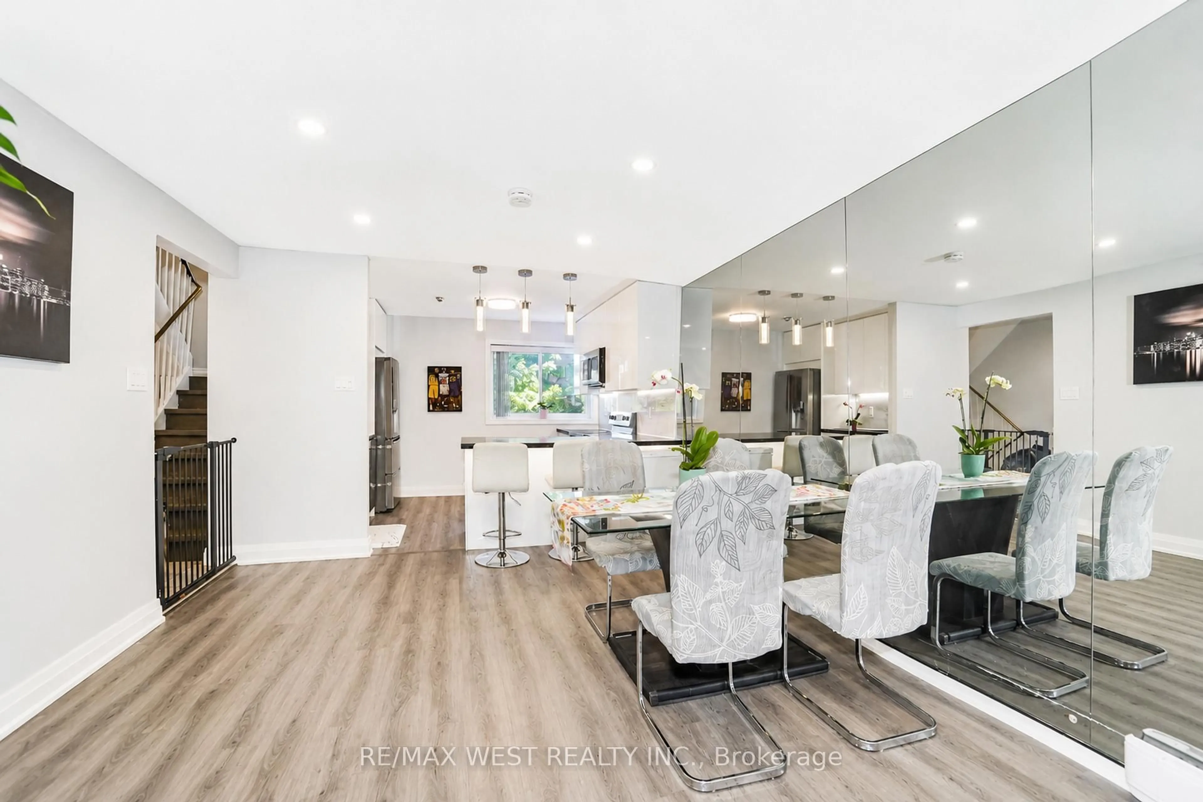 Open concept kitchen, wood/laminate floor for 50 Scarborough Golf Club Rd #159, Toronto Ontario M1M 3T5