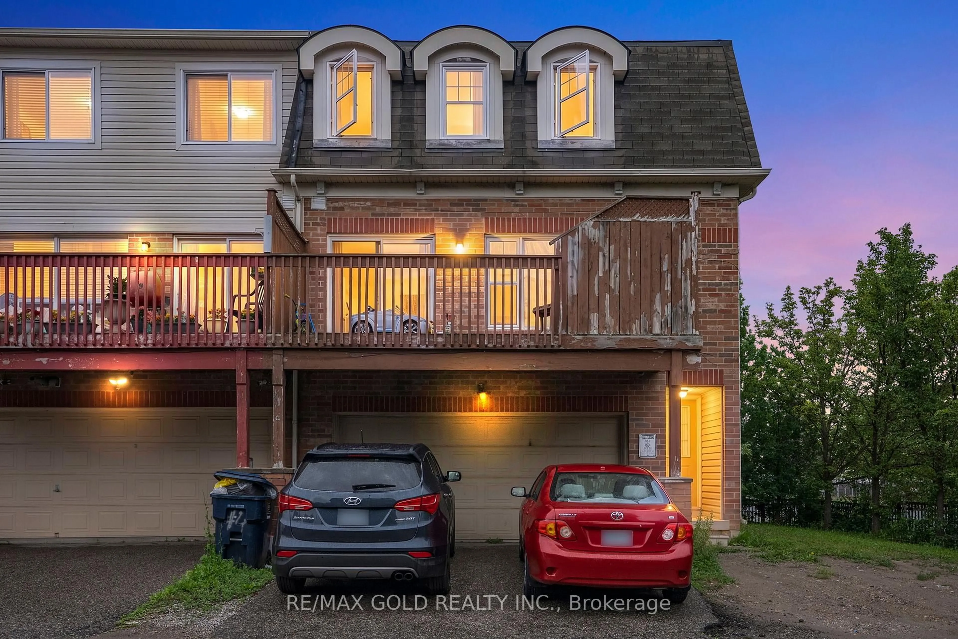 A pic from outside/outdoor area/front of a property/back of a property/a pic from drone, street for 4 Ecopark Gate, Toronto Ontario M1B 6G8