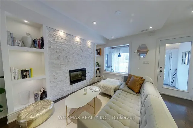 173 Milverton Blvd, Toronto 4