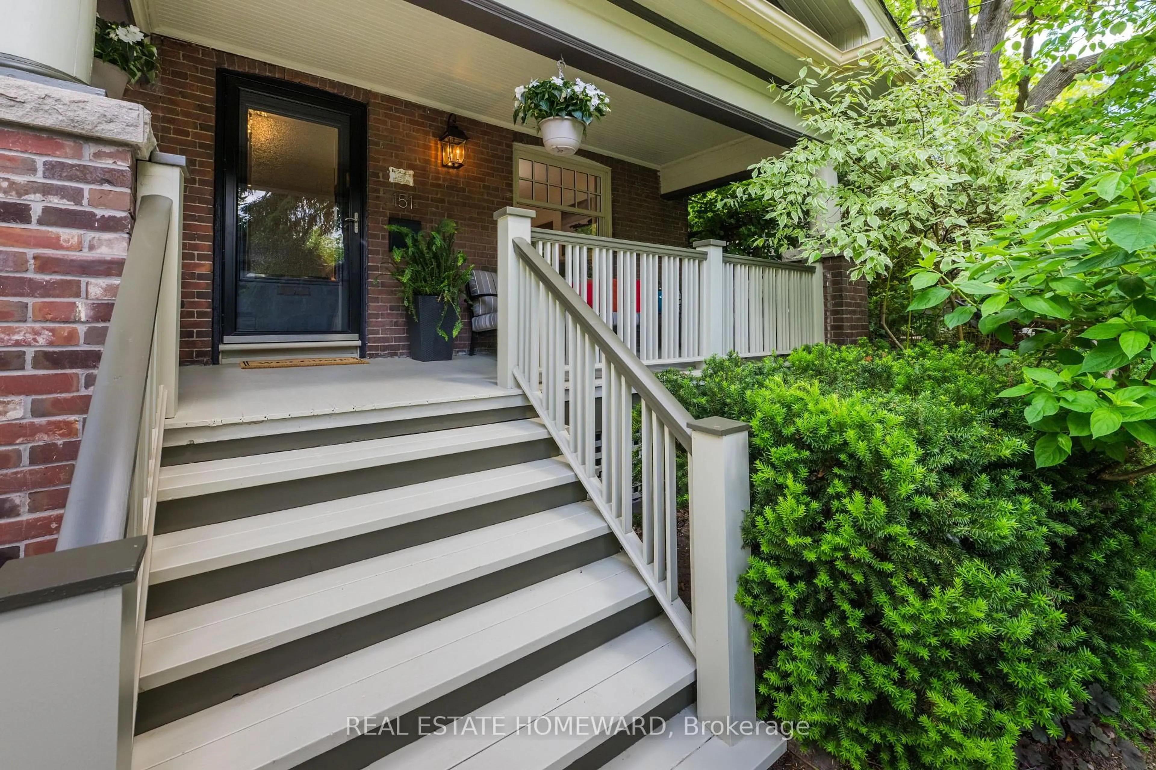 Unknown for 151 Waverley Rd, Toronto Ontario M4L 3T4