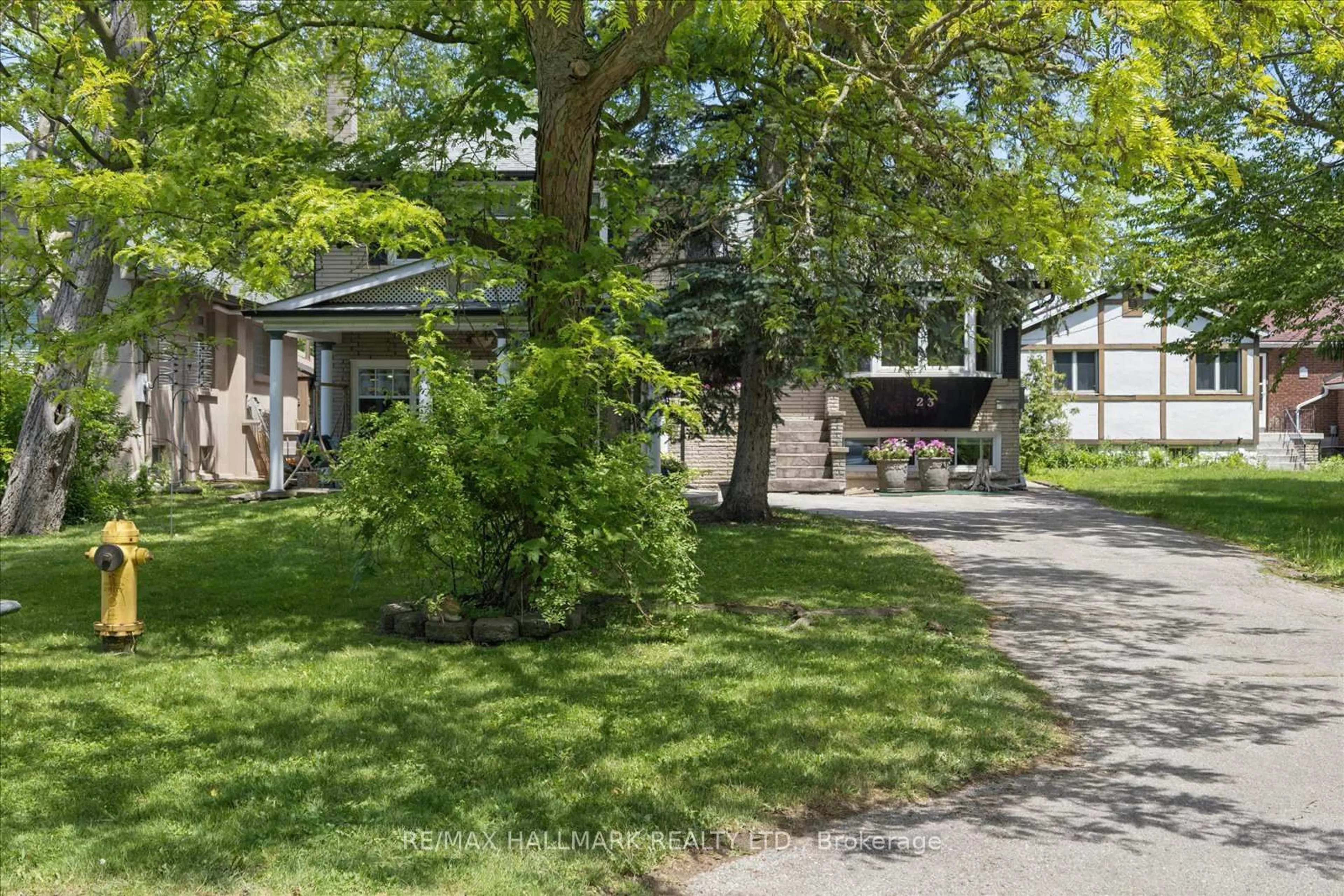 Unknown for 23 Larwood Blvd, Toronto Ontario M1M 2M6