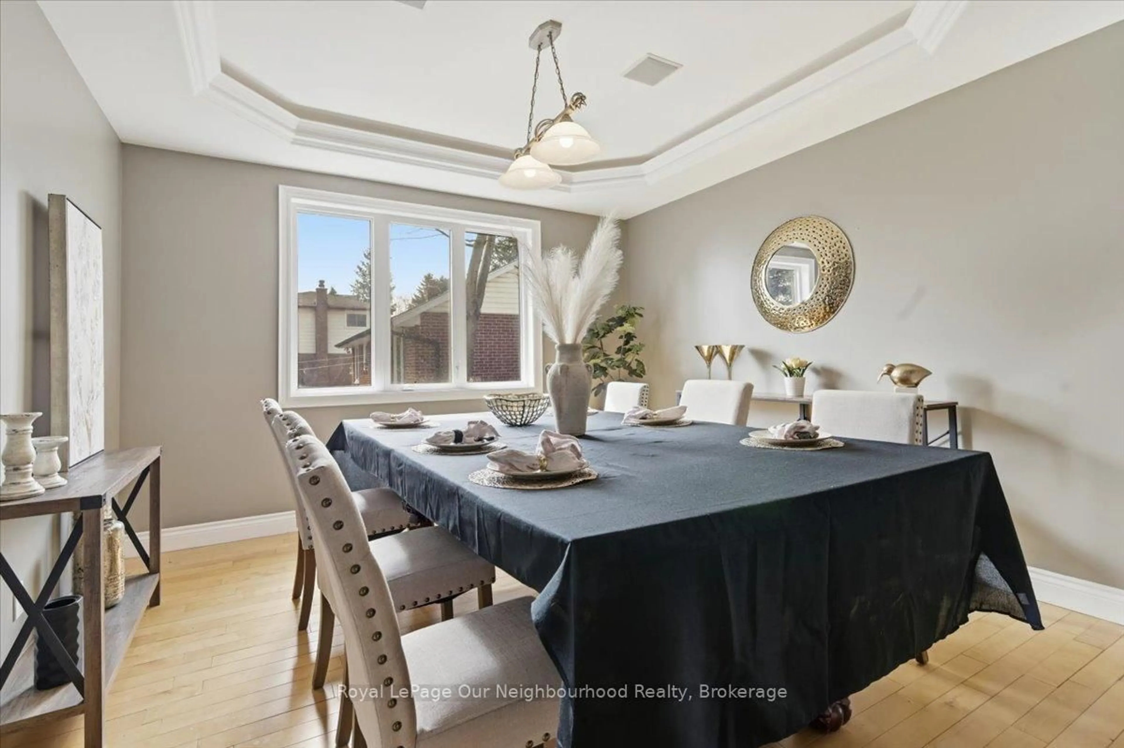 Dining room, ceramic/tile floor for 1879 Appleview Rd, Pickering Ontario L1V 1T7