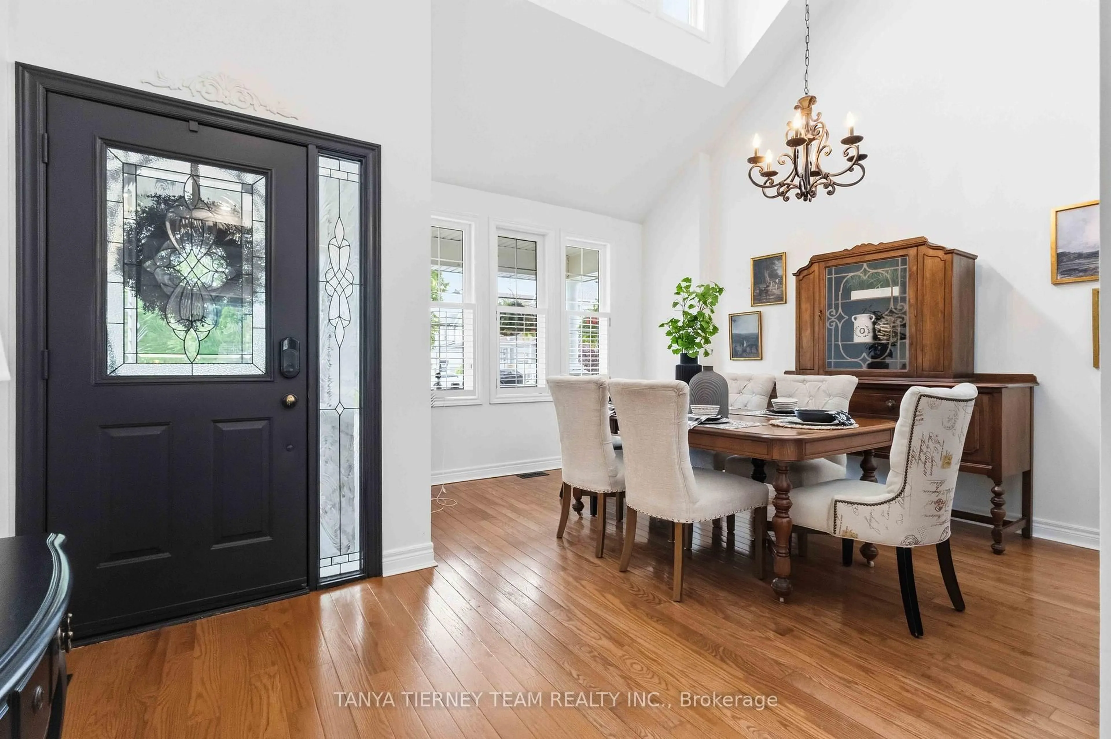 Dining room, unknown for 64 Tunney Pl, Whitby Ontario L1M 2G5