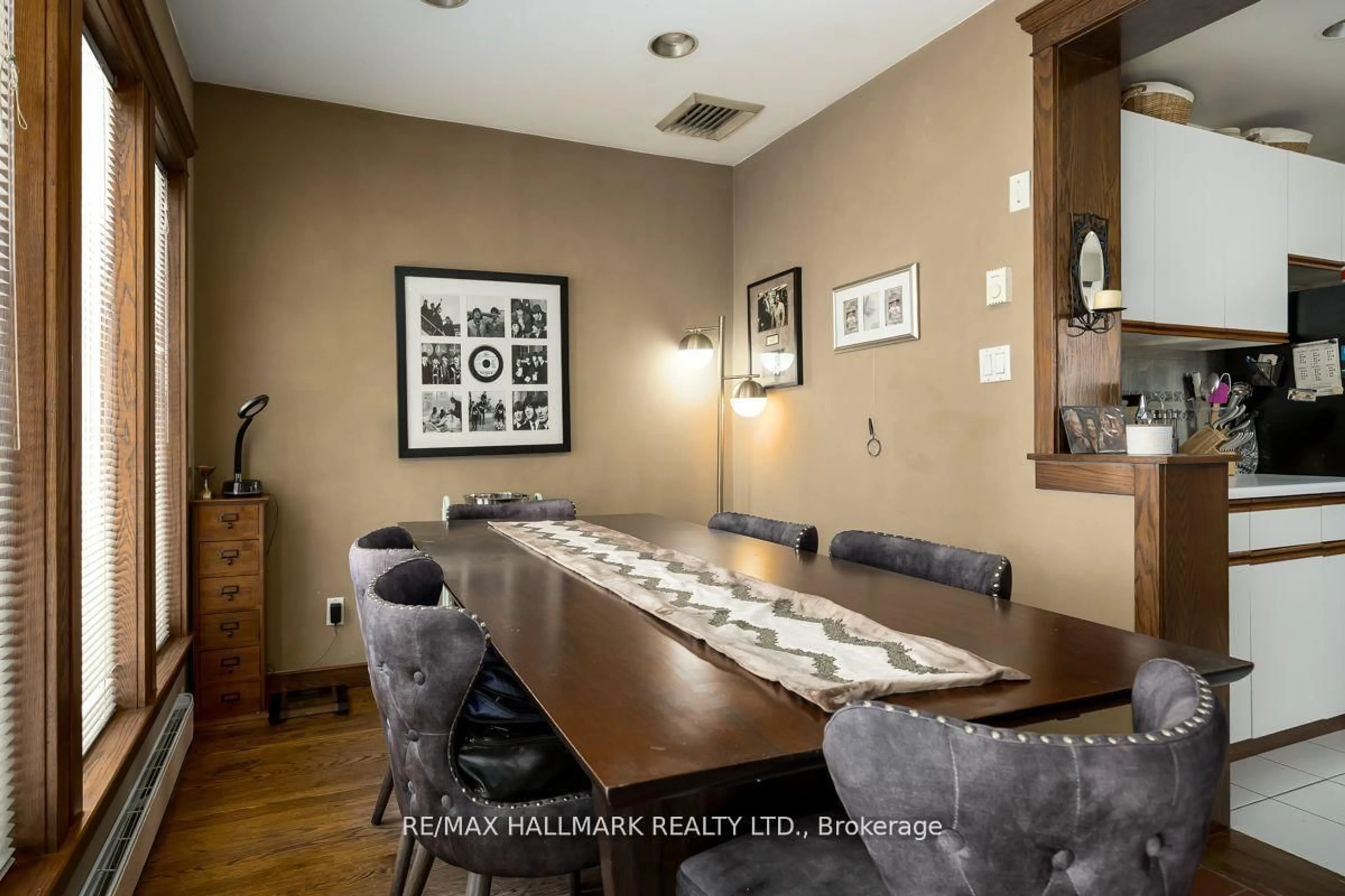 Dining room, wood/laminate floor for 22 Airley Cres, Toronto Ontario M4K 4H6