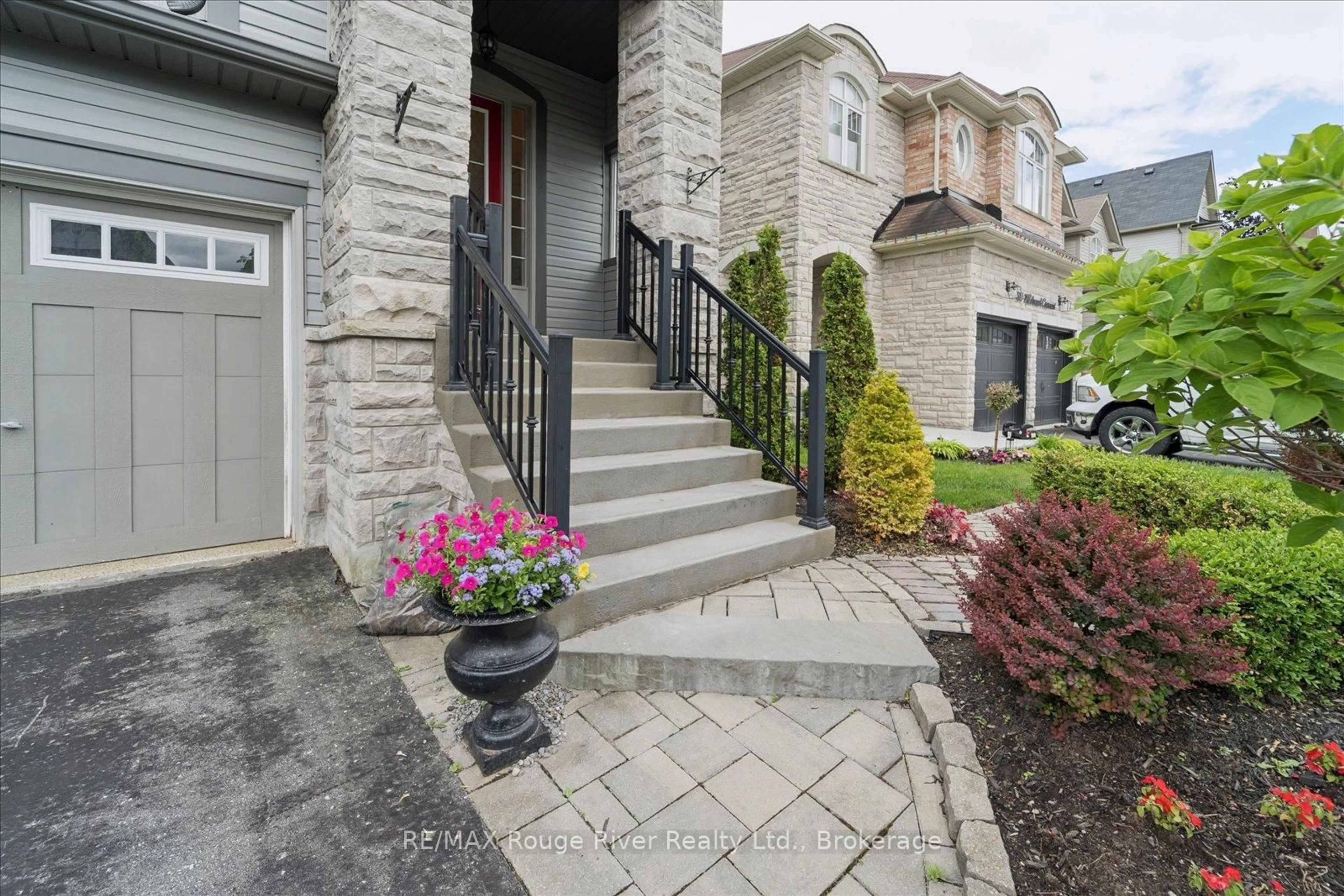 Unknown for 55 Alldread Cres, Clarington Ontario L1B 0C2