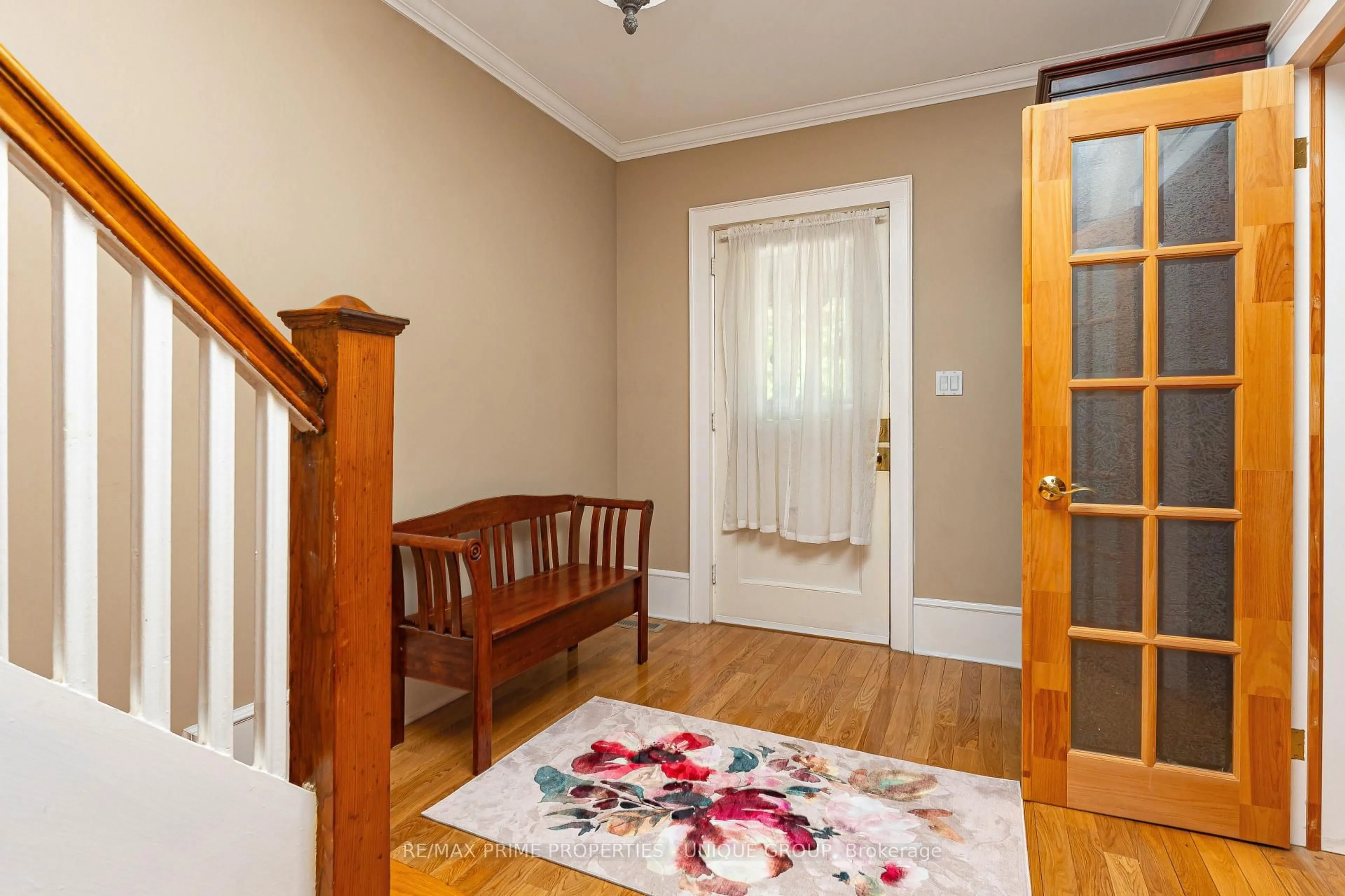 Indoor entryway for 3 Sparkhall Ave, Toronto Ontario M4K 1G4