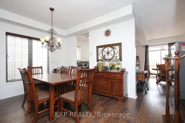 1335 Langley Circ, Oshawa 5
