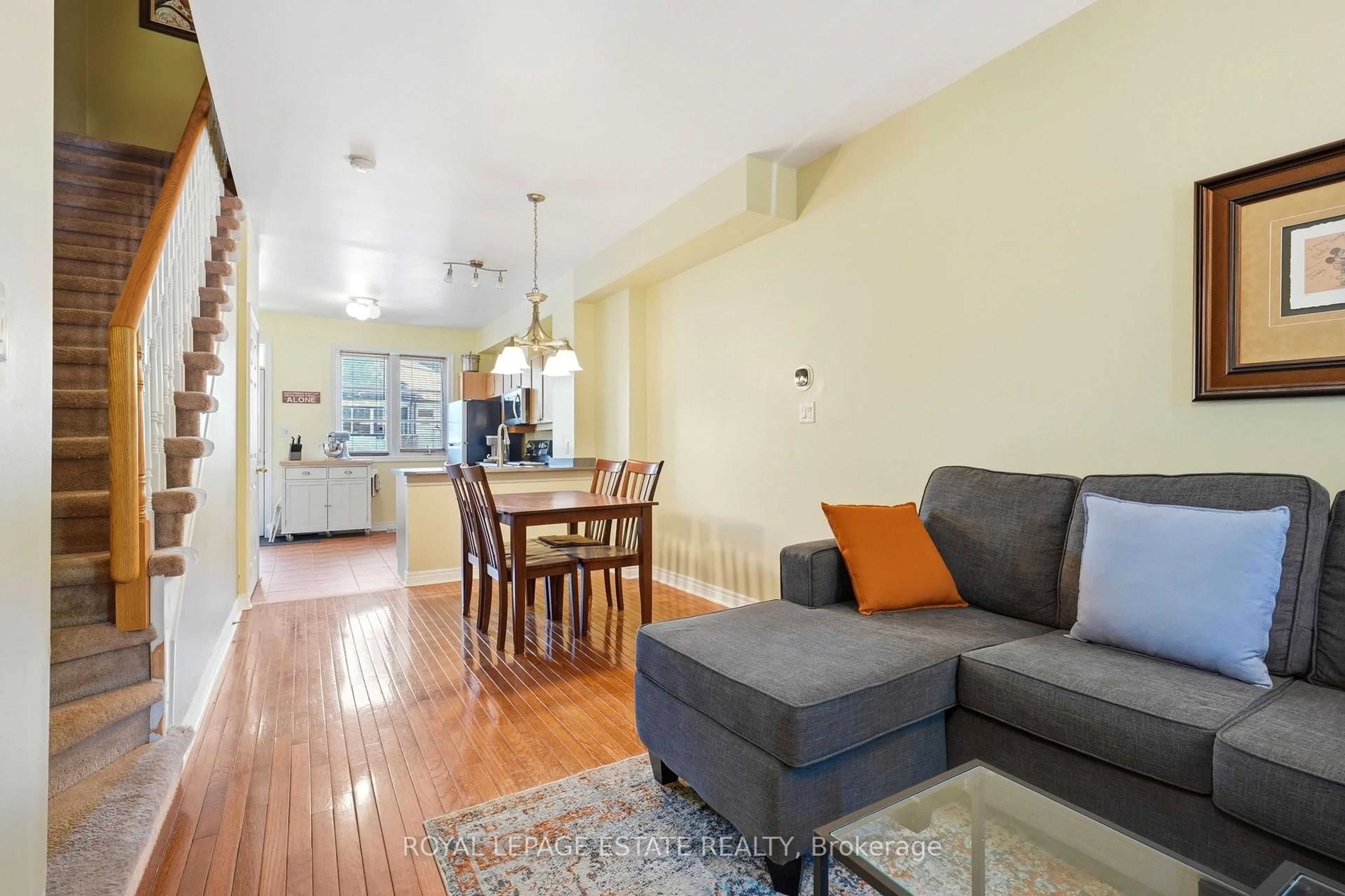 Living room with furniture, unknown for 99 Goodwood Park Crt #4, Toronto Ontario M4C 5S9