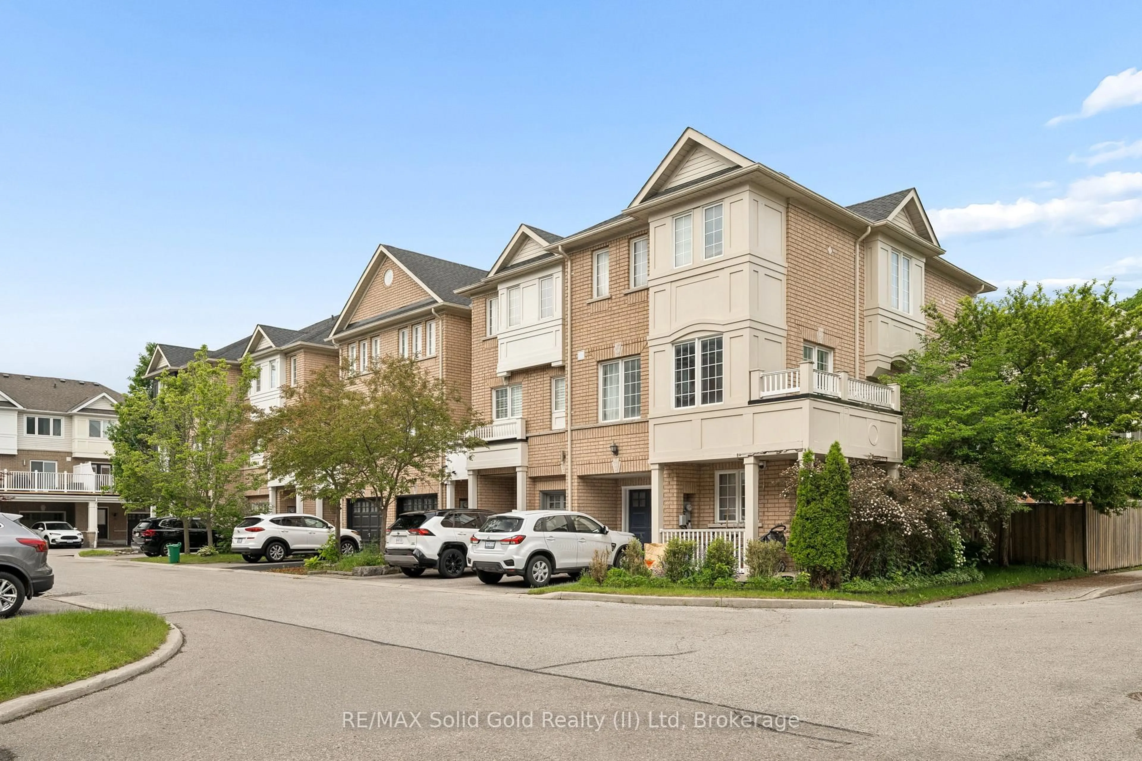 Unknown for 1790 Finch Ave #35, Pickering Ontario L1V 0A1