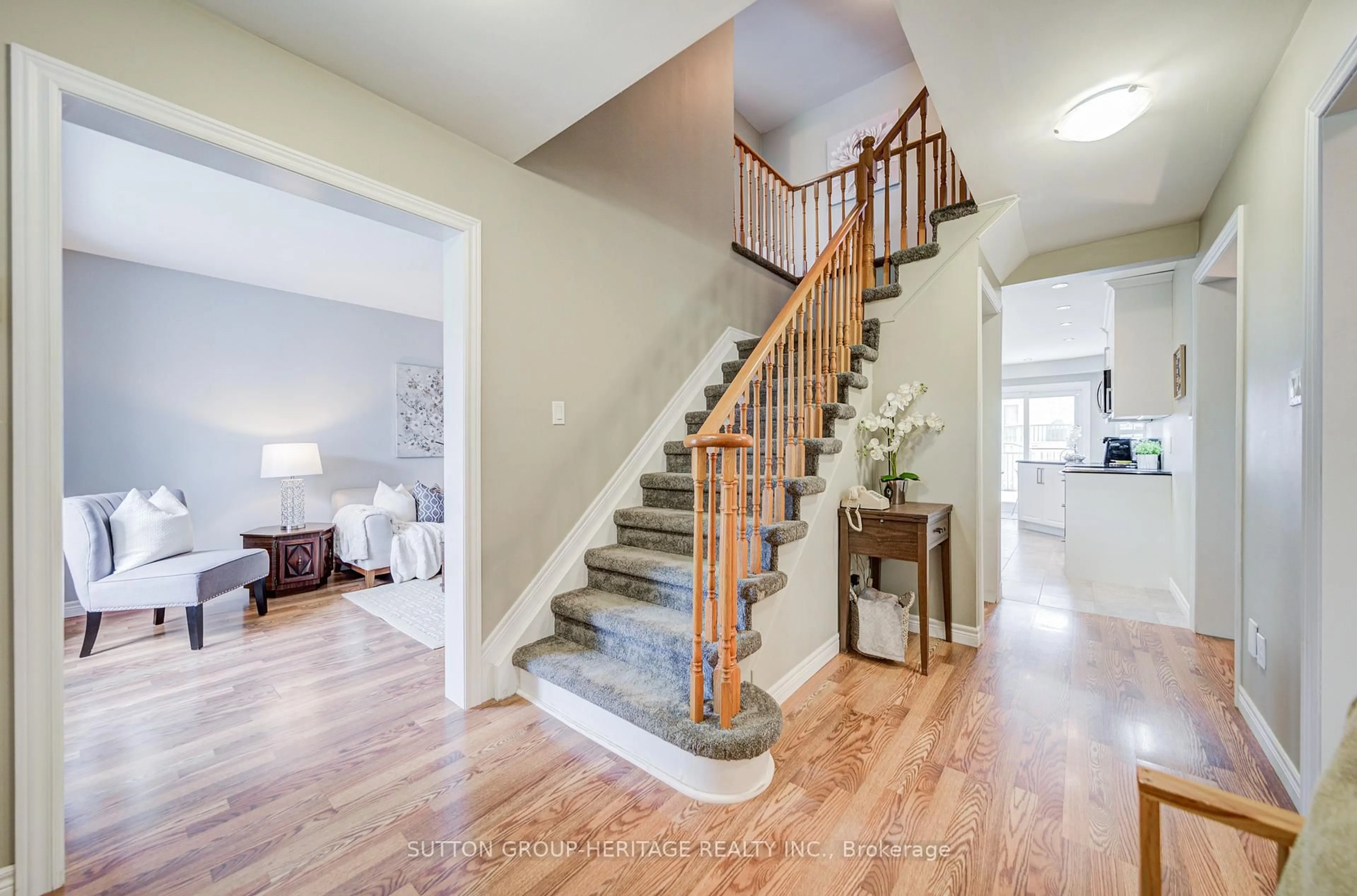 Stairs for 138 Reed Dr, Ajax Ontario L1S 6V2