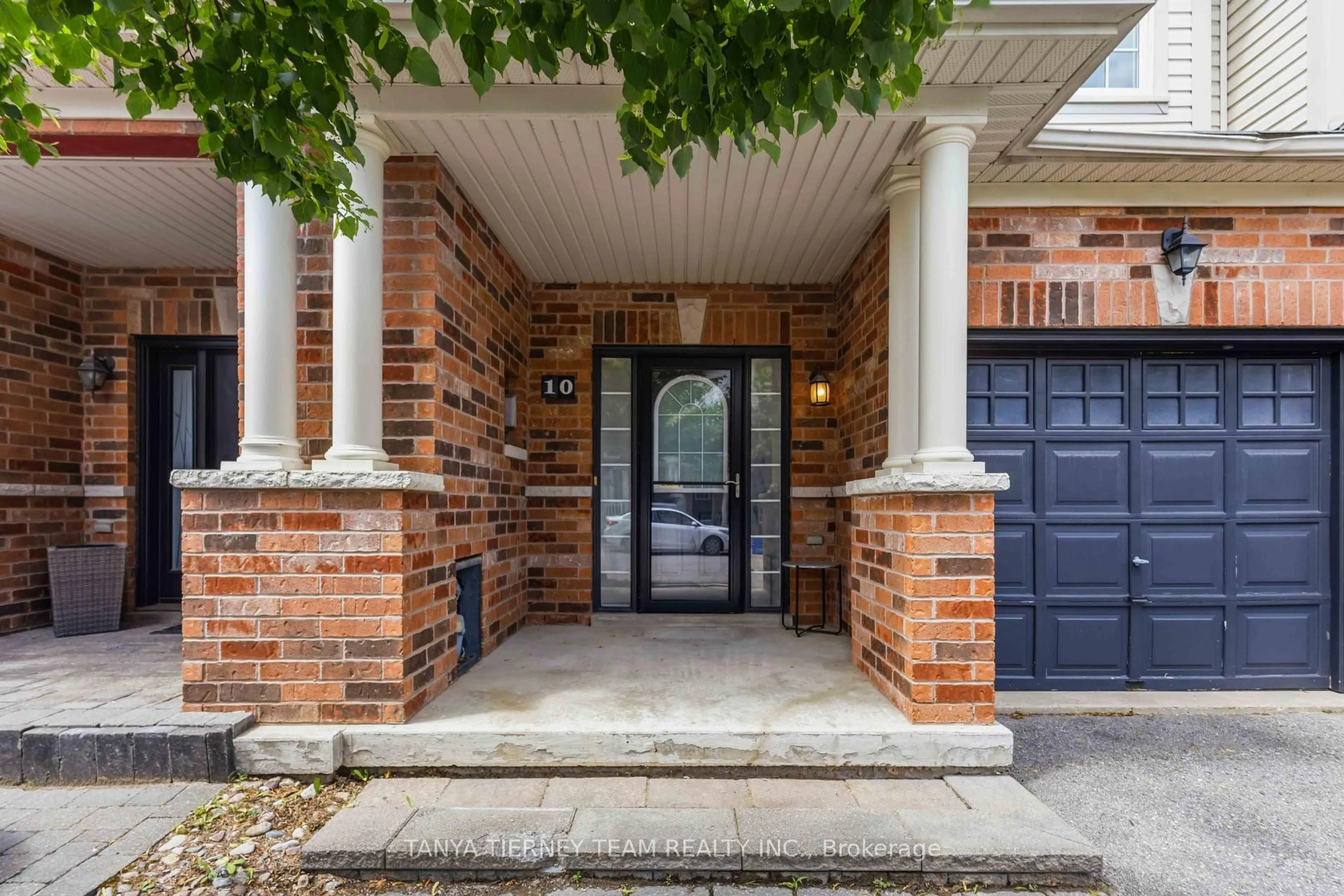 Home with brick exterior material, street for 10 Ramona Way, Whitby Ontario L1M 0E9