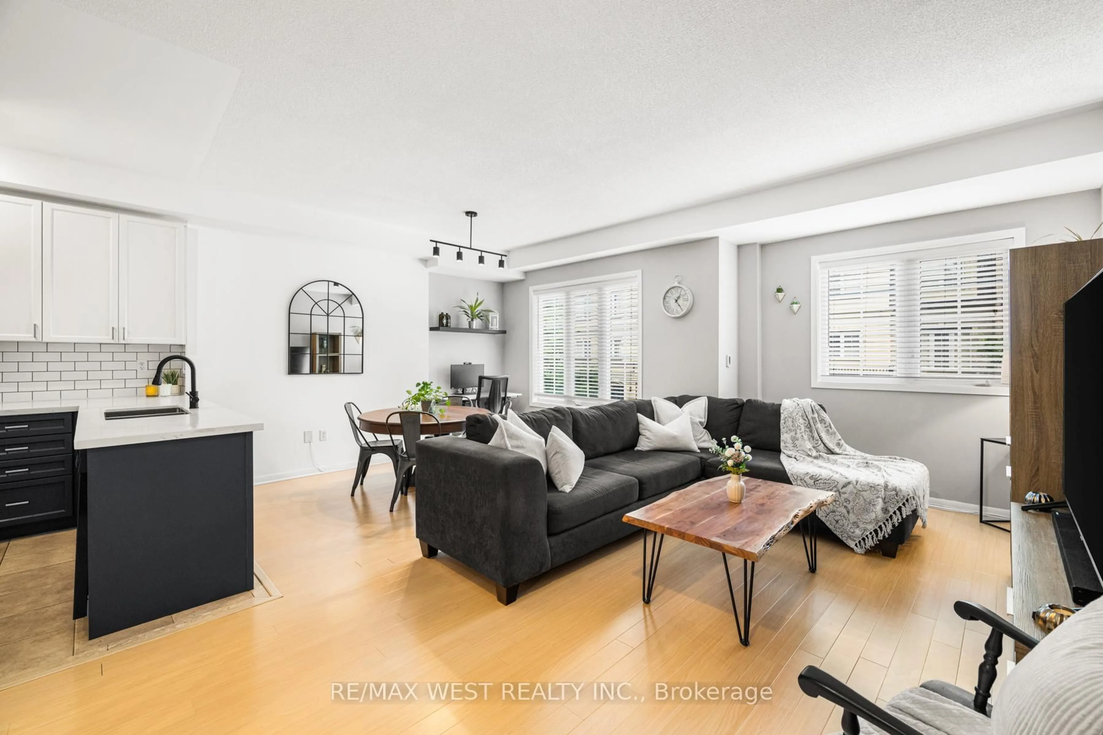Living room with furniture, floor is not visible for 1250 St. Martins Dr #85, Pickering Ontario L1W 0A2