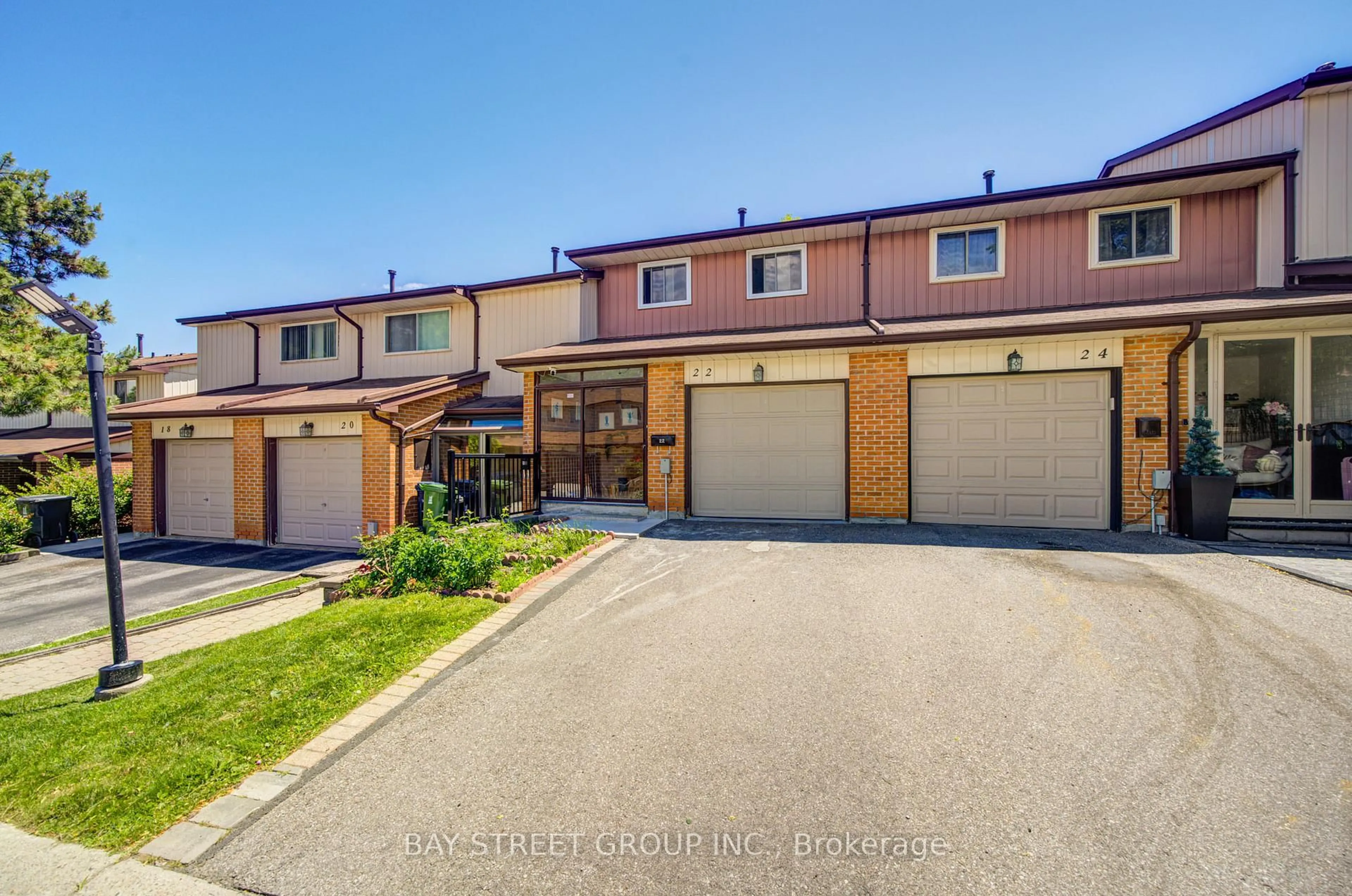 A pic from outside/outdoor area/front of a property/back of a property/a pic from drone, unknown for 30 Dundalk Dr #22, Toronto Ontario M1P 4W1