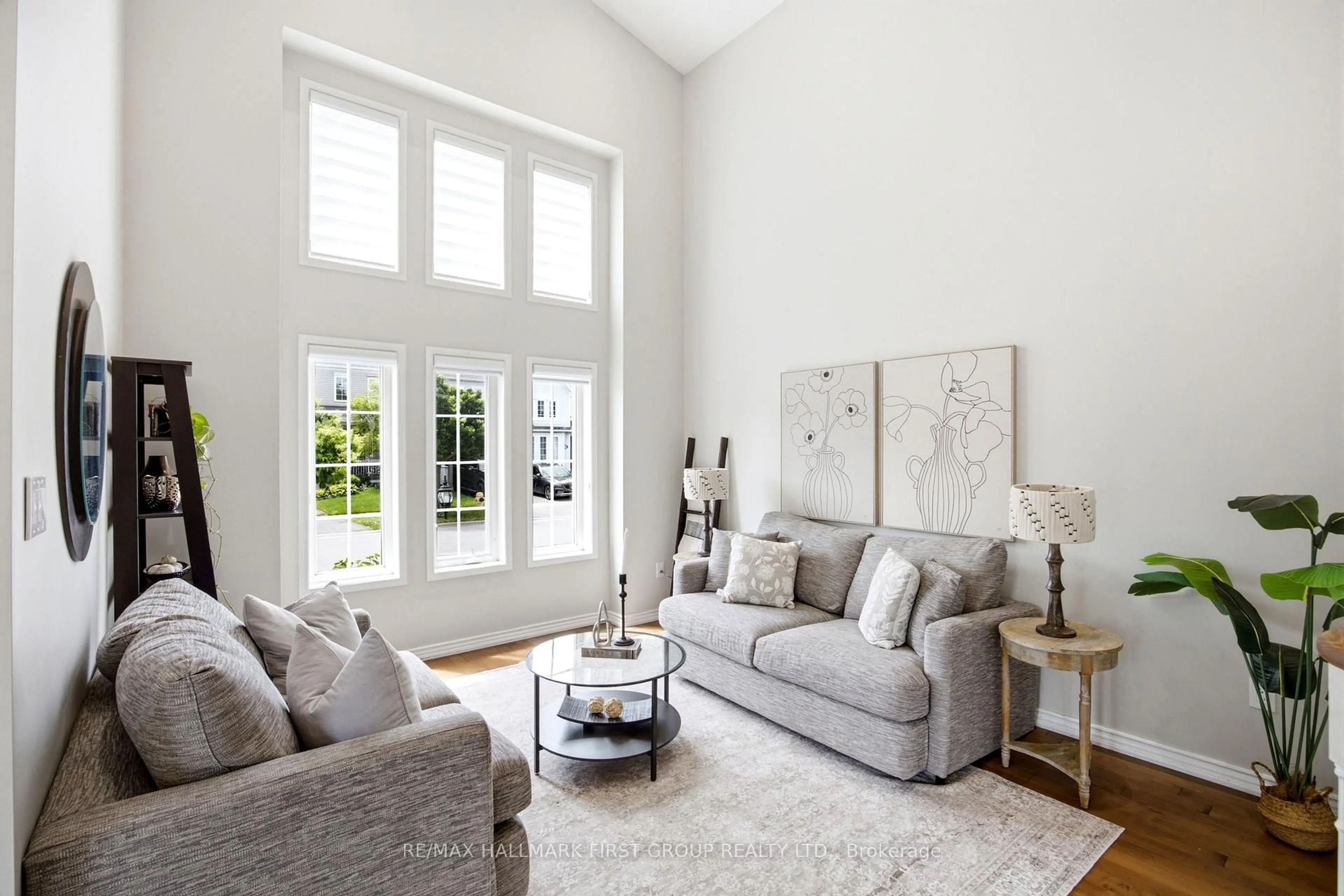 Living room with furniture, unknown for 1396 Lyncroft Cres, Oshawa Ontario L1K 2P4