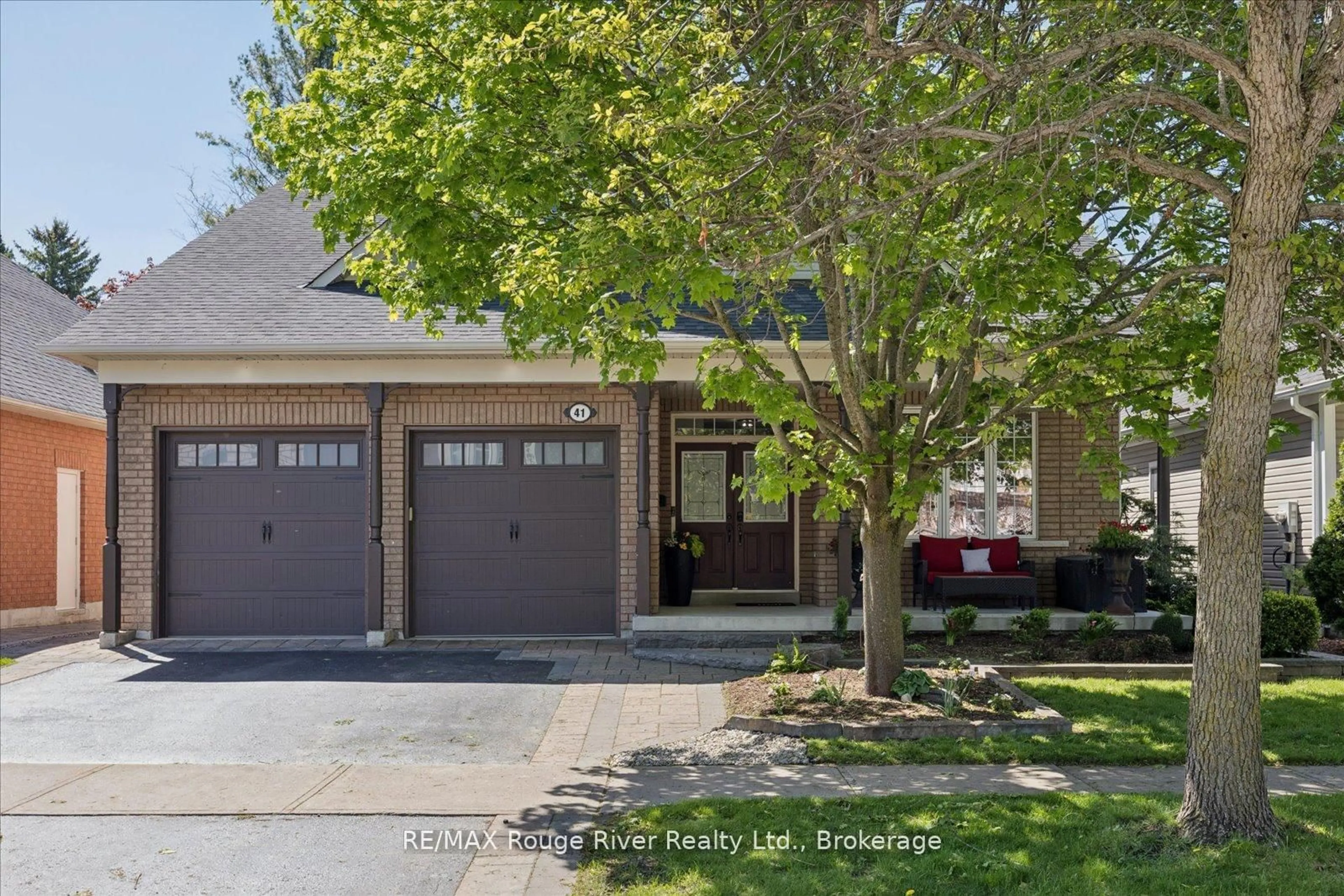 Unknown for 41 Leithridge Cres, Whitby Ontario L1M 2N2
