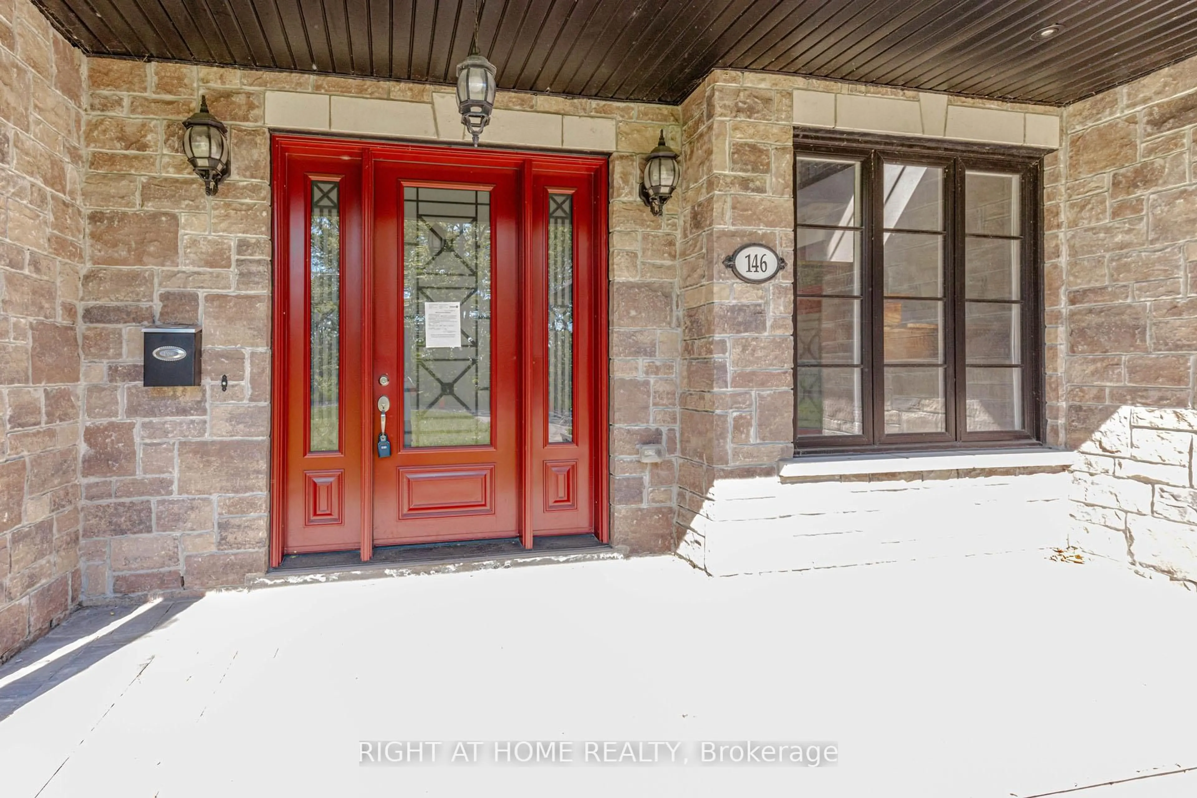 Indoor entryway for 146 Colonel Danforth Tr, Toronto Ontario M1C 1R2
