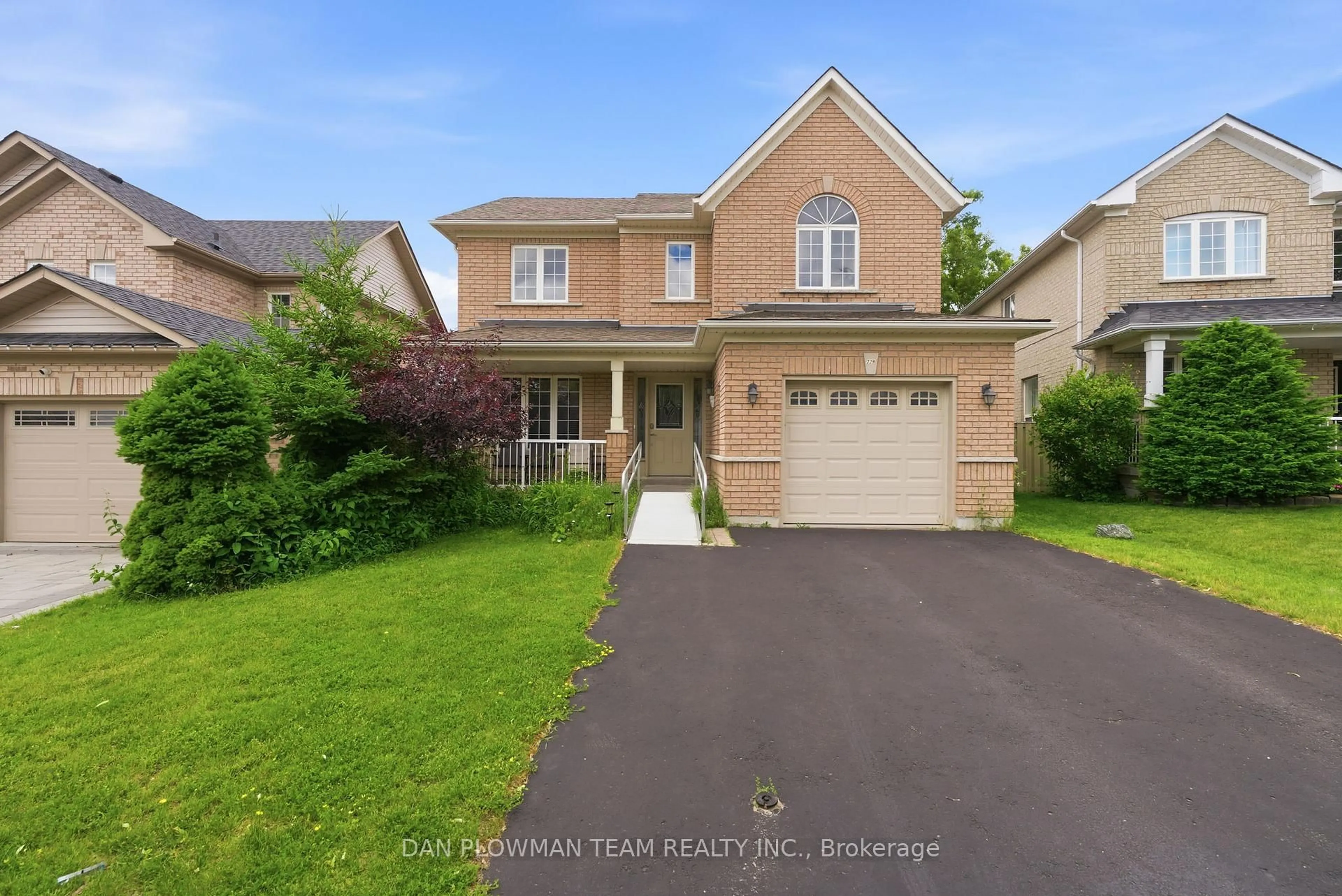 Unknown for 229 Huntington Cres, Clarington Ontario L1E 3J5