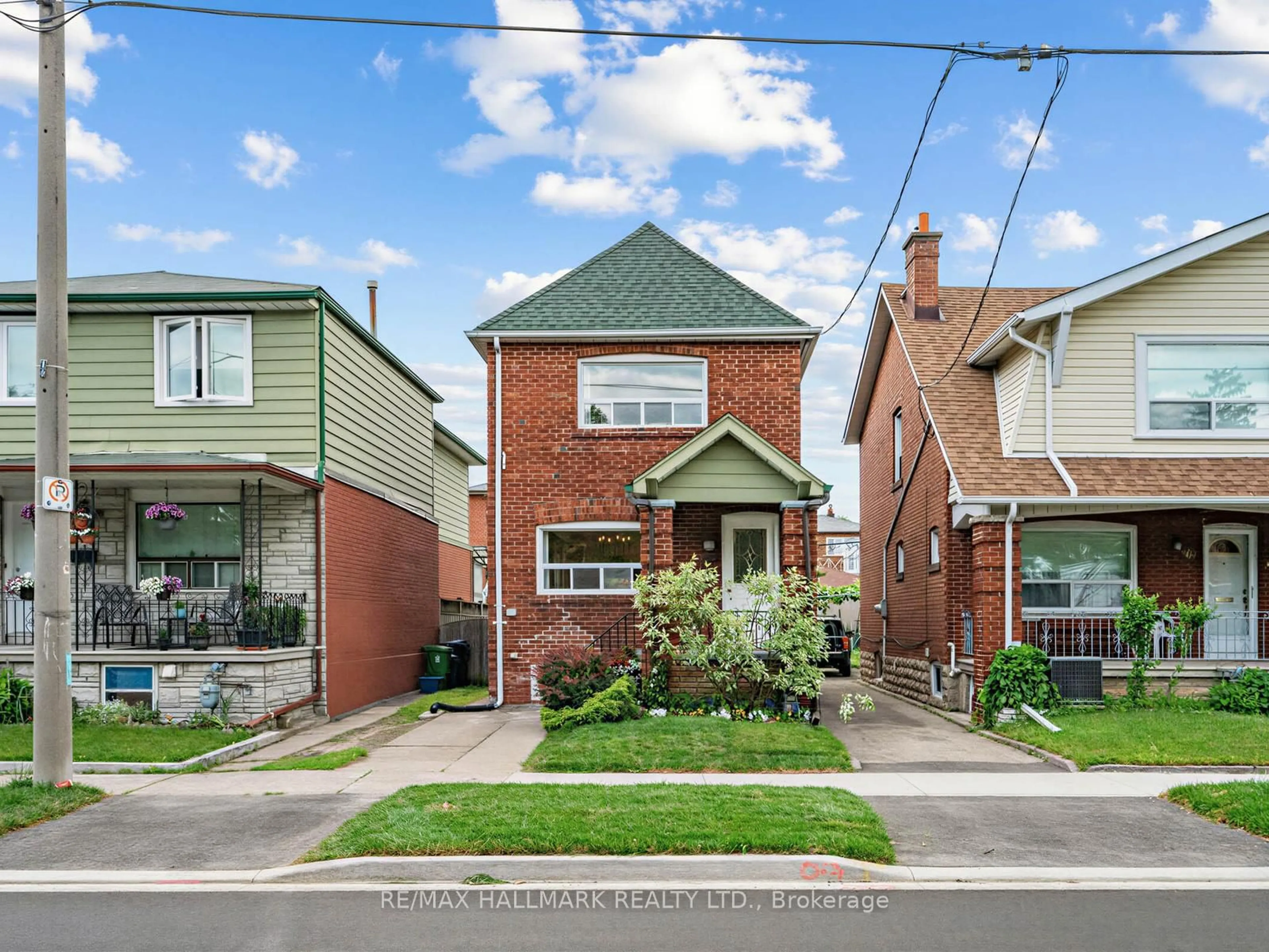 Home with brick exterior material, street for 958 Greenwood Ave, Toronto Ontario M4J 4C3