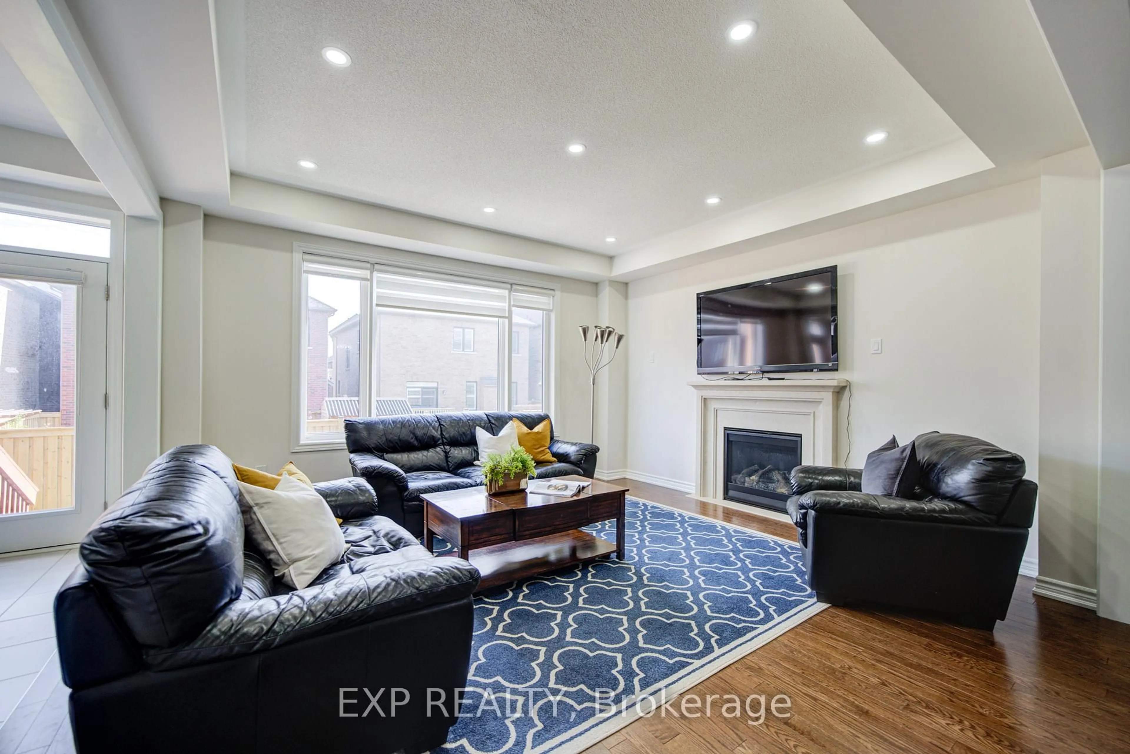 Living room with furniture, unknown for 65 Marcel Brunelle Dr, Whitby Ontario L1P 0G9