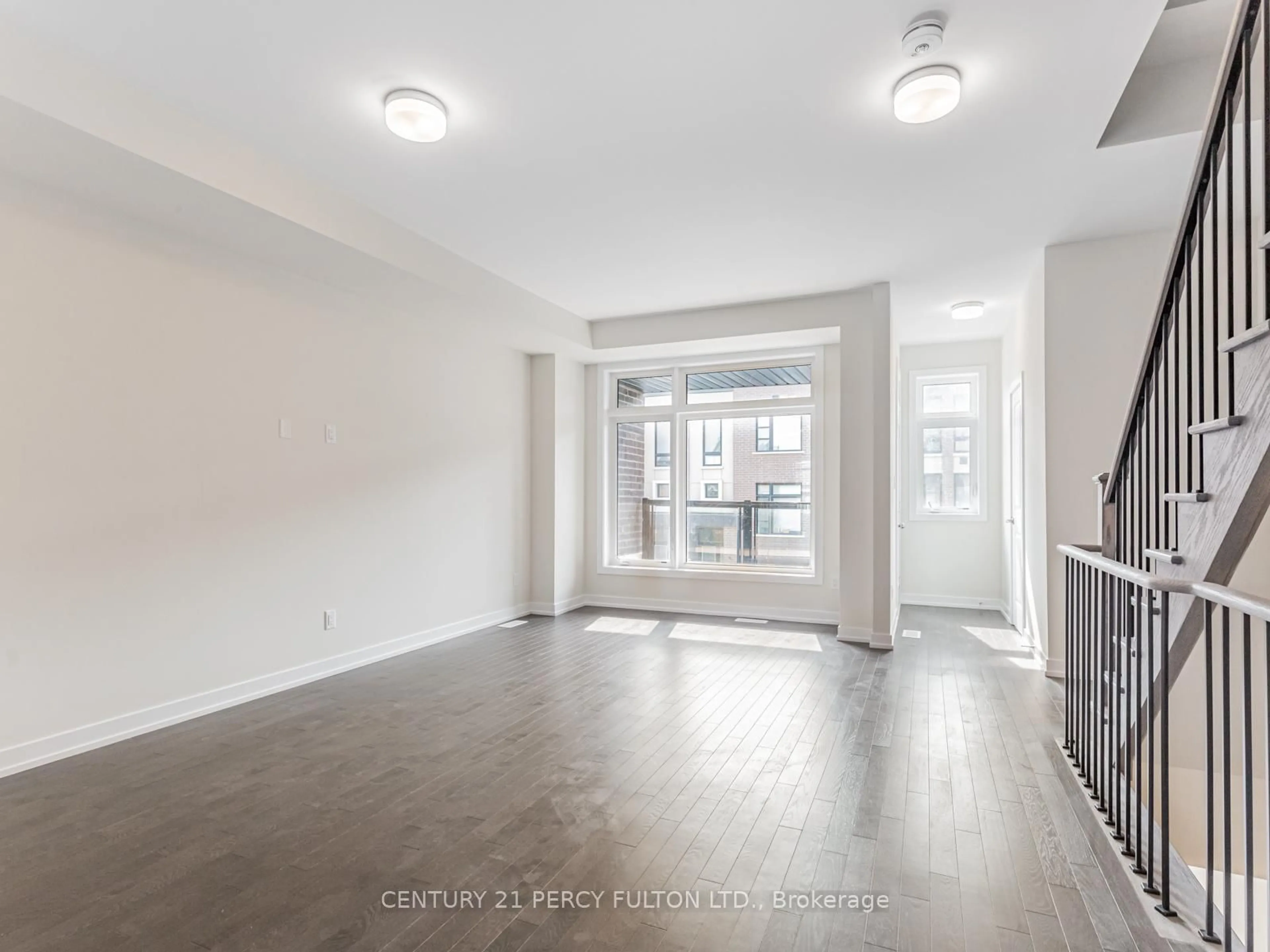 A pic of a room for 1636 Shining Star Chse, Pickering Ontario L1X 0H9