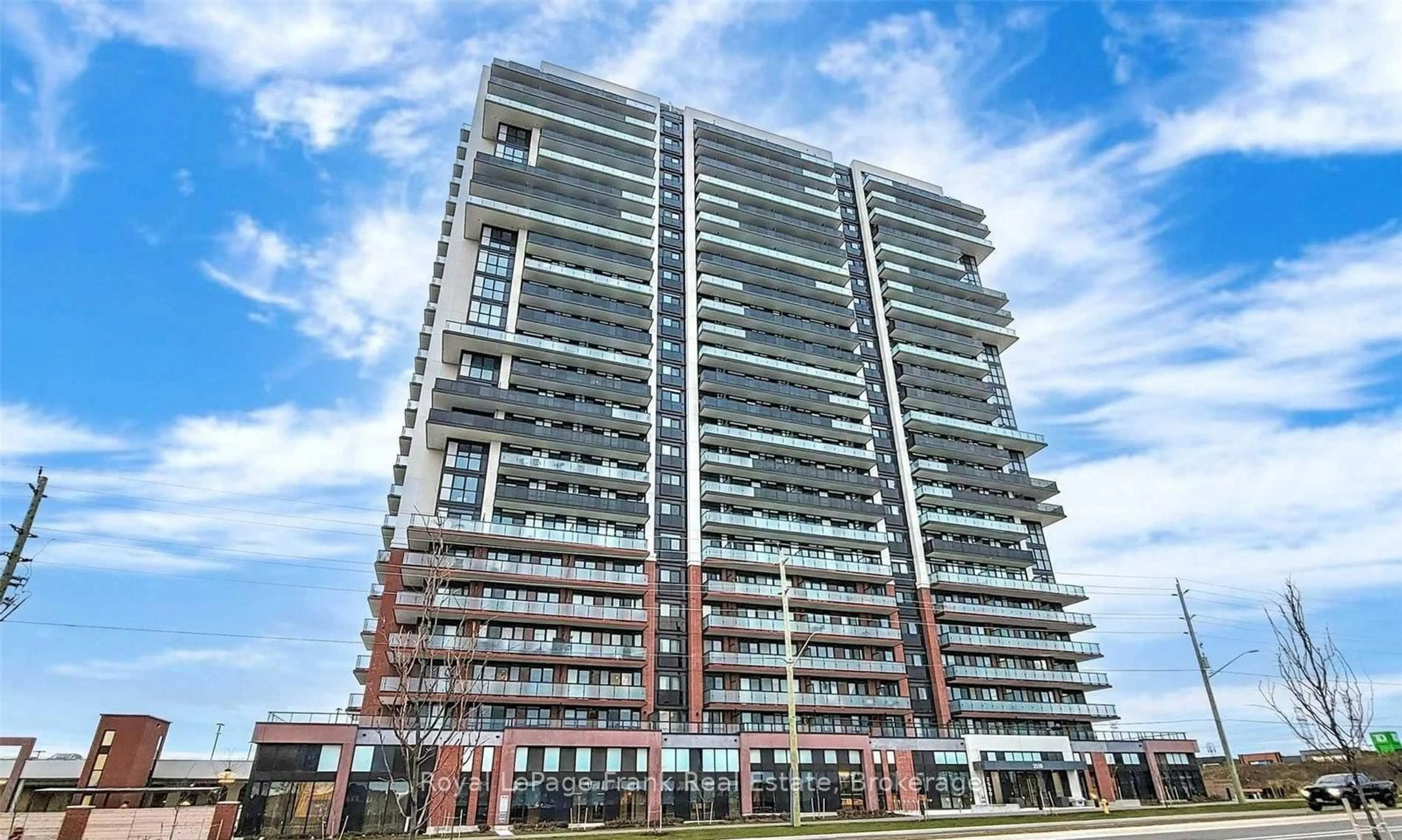 A pic from outside/outdoor area/front of a property/back of a property/a pic from drone, building for 2550 Simcoe St #2118, Oshawa Ontario L1L 0R5