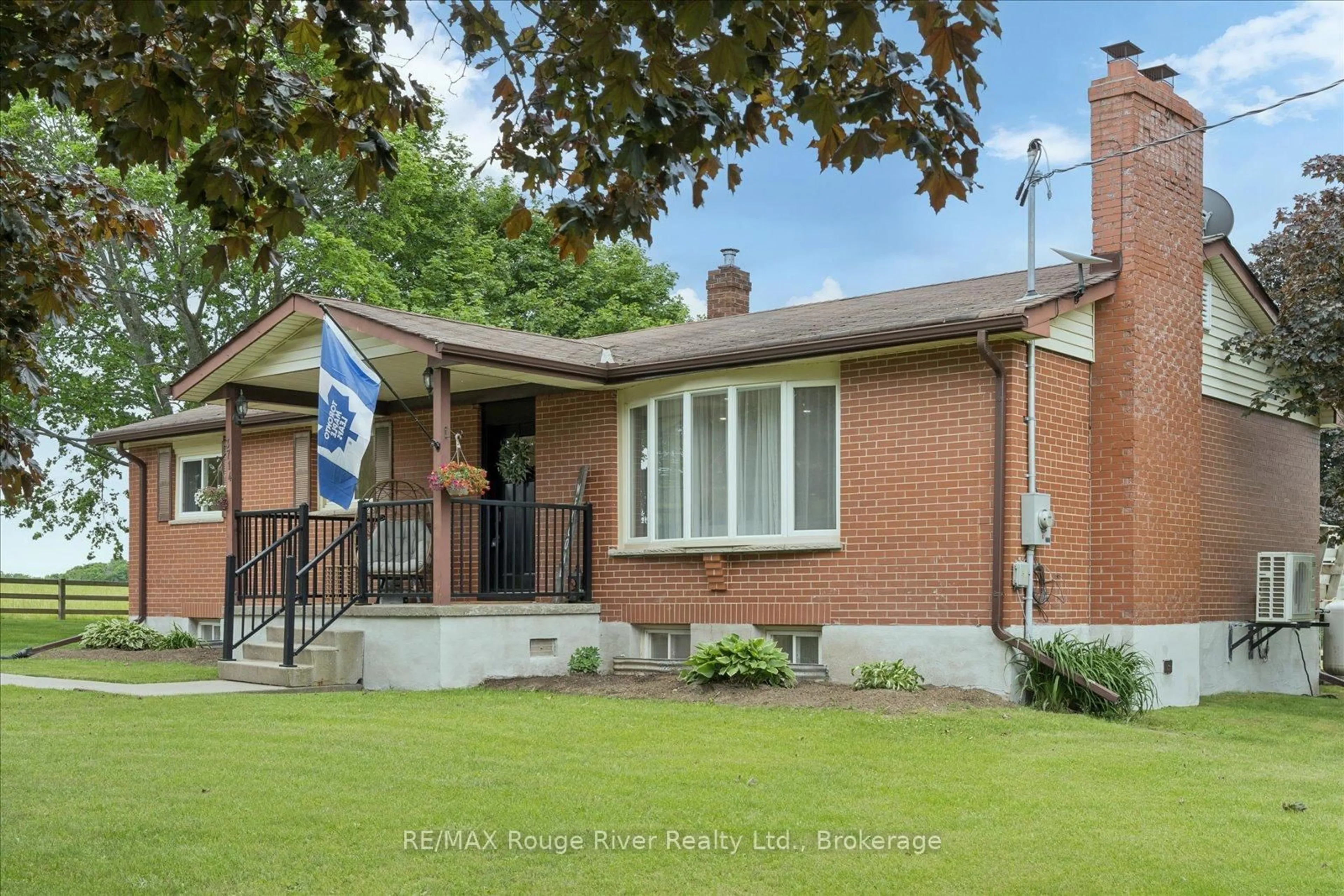 Home with brick exterior material, street for 3714 Newtonville Rd, Clarington Ontario L0A 1J0