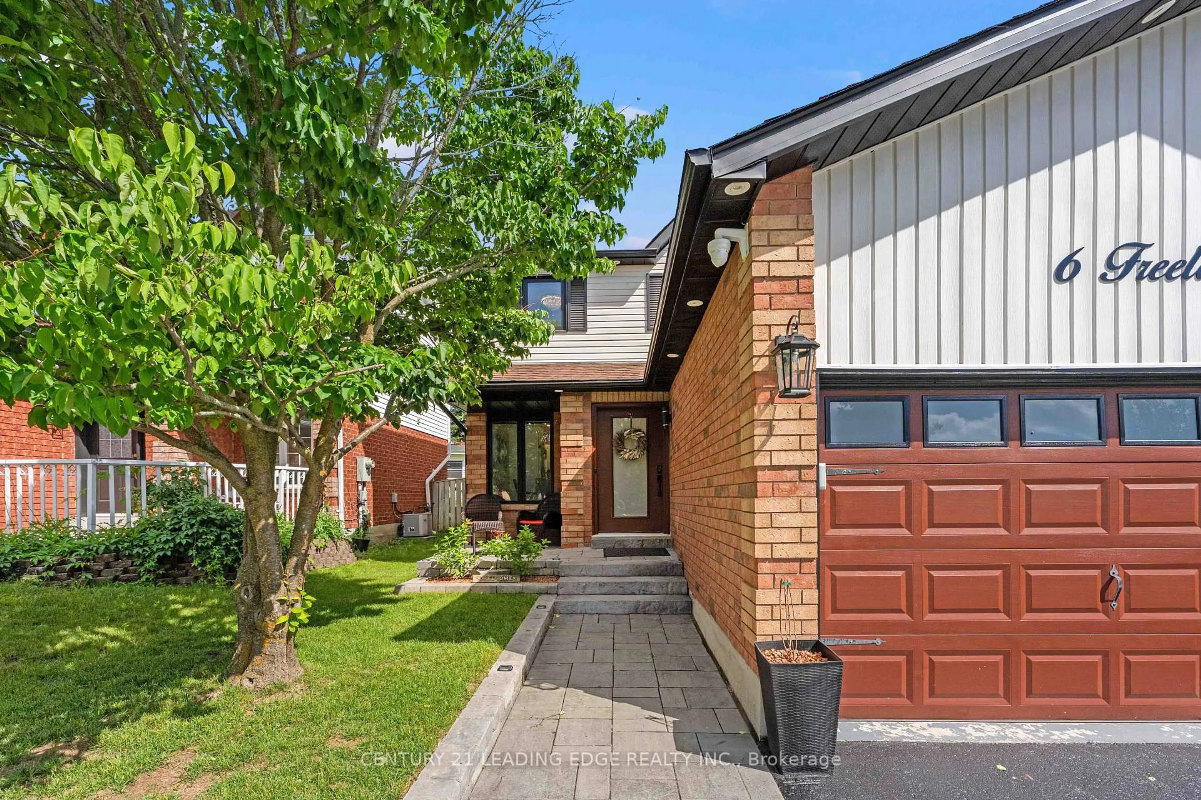 Home with brick exterior material, street for 6 Freeland Ave, Clarington Ontario L1C 4R9