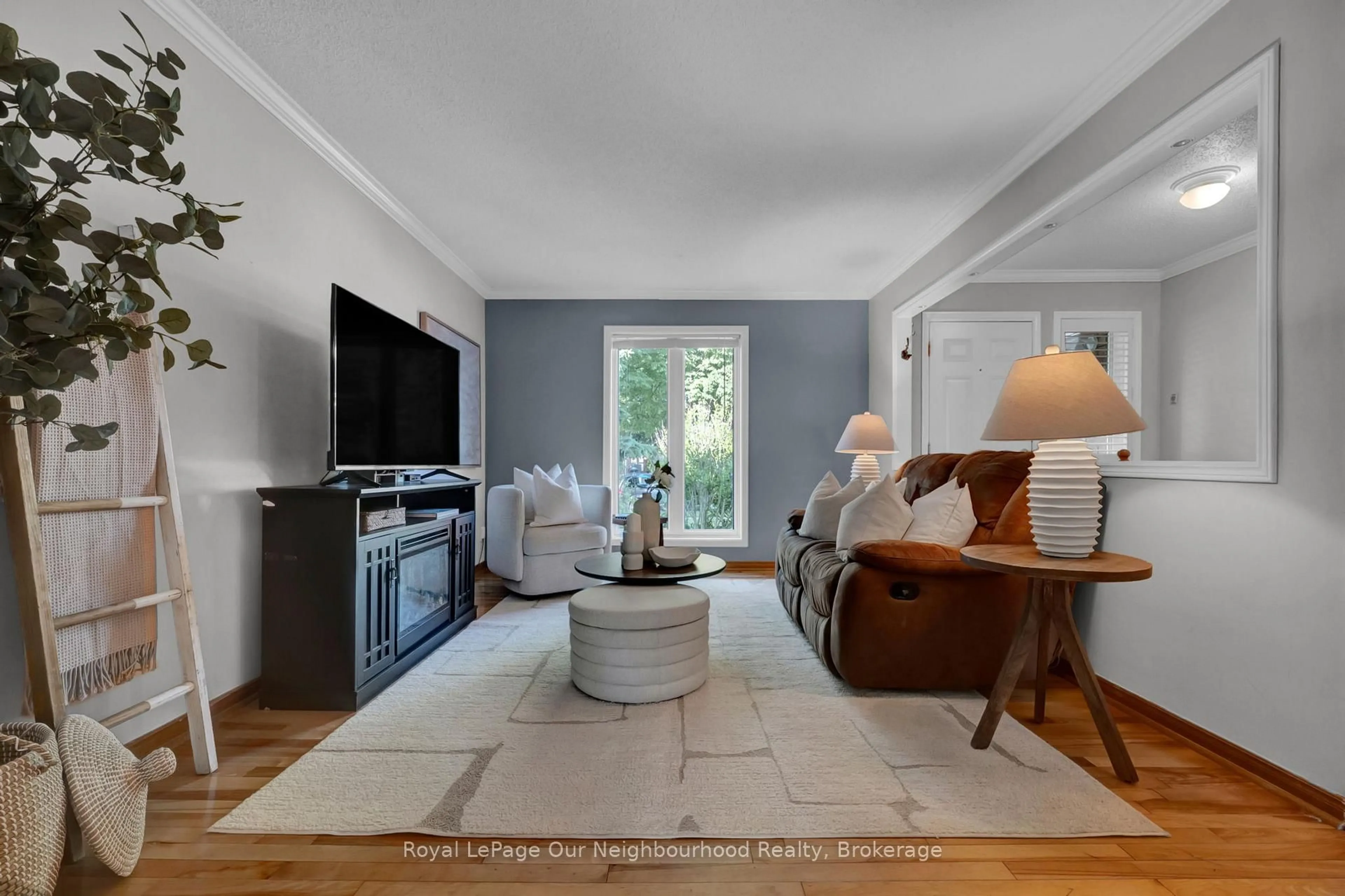 Living room with furniture, unknown for 99 Foster Creek Dr, Clarington Ontario L1B 1G5