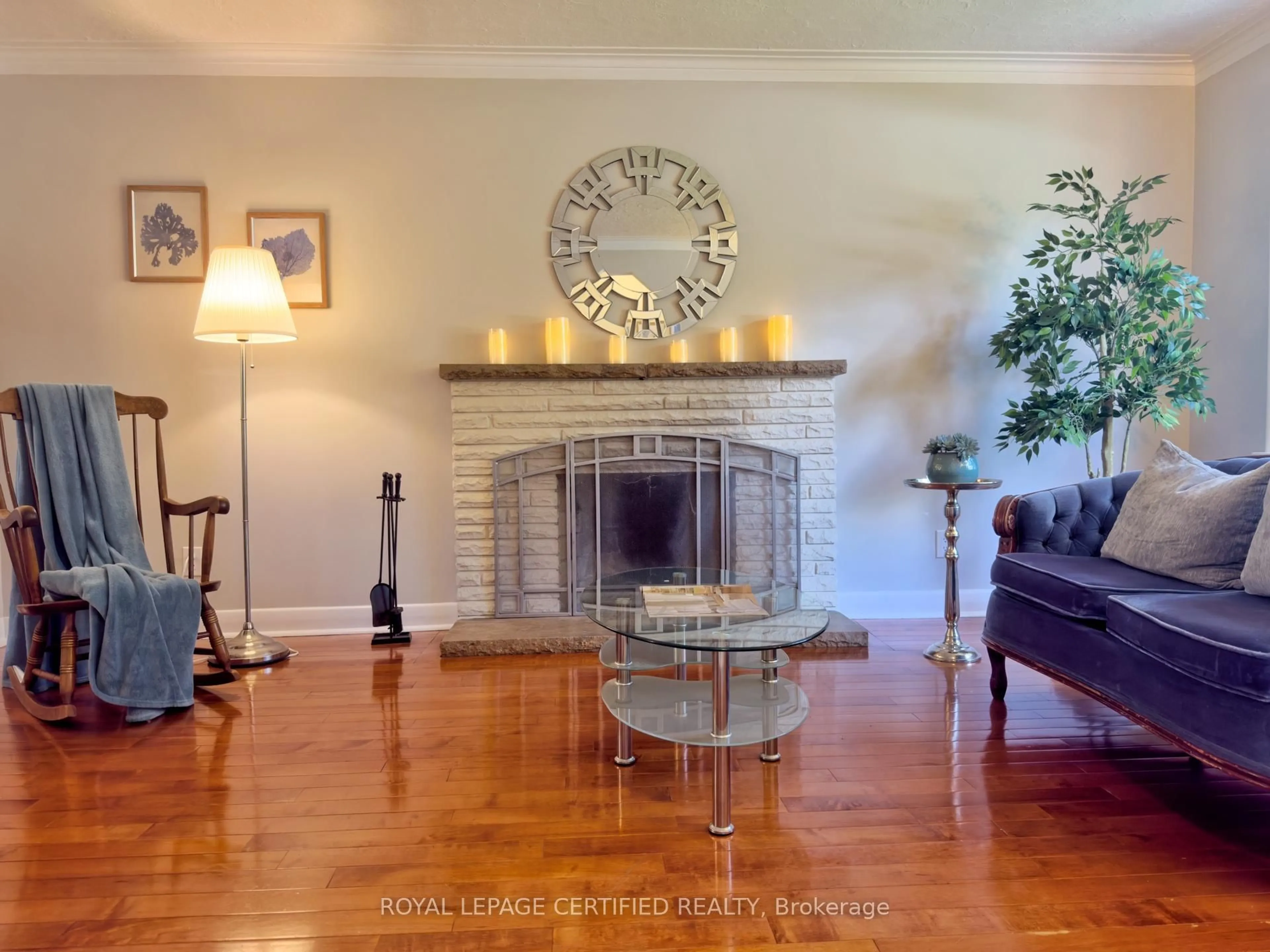 Living room with furniture, unknown for 99 Neilson Ave, Toronto Ontario M1M 2S6