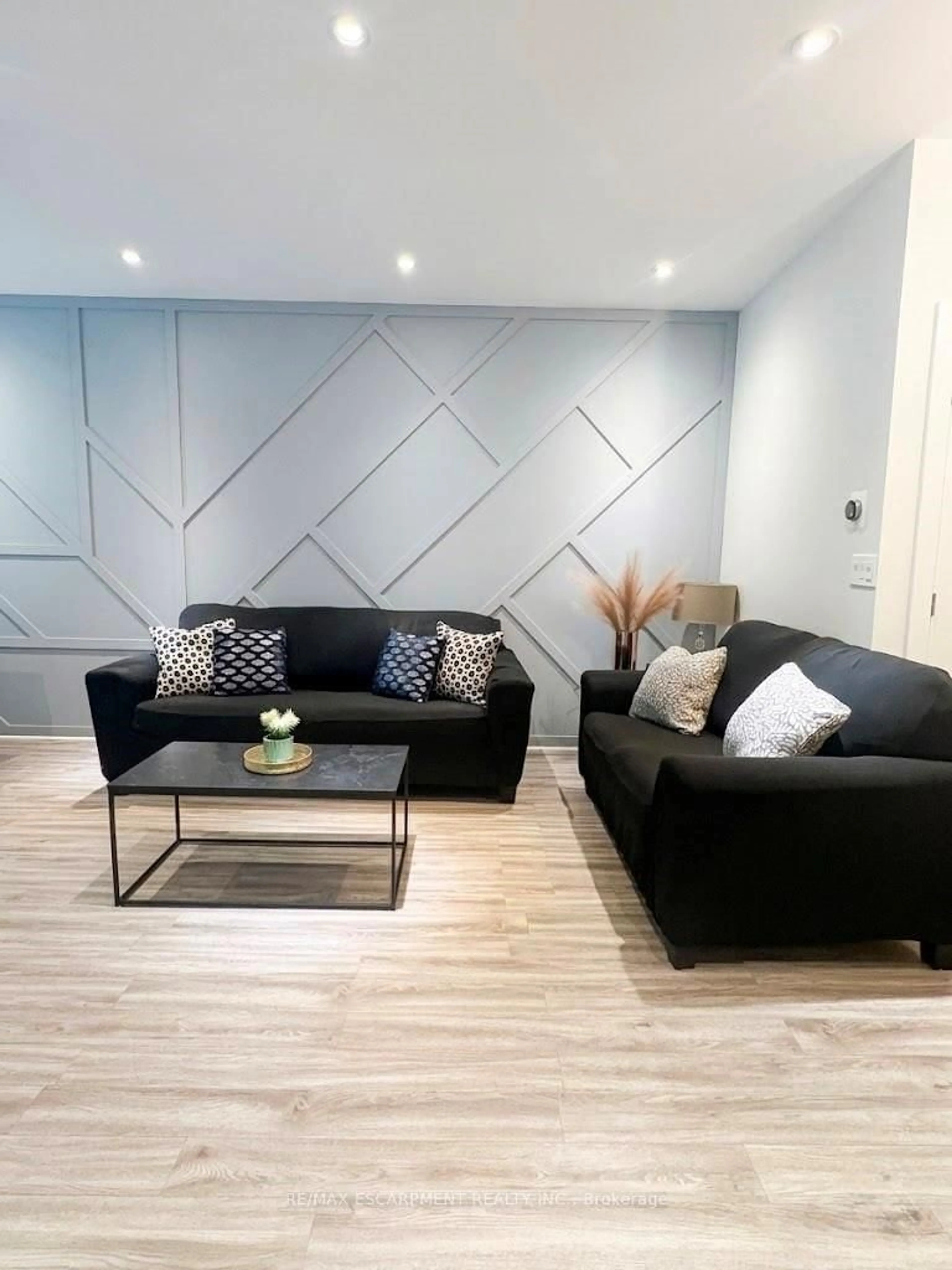 Living room with furniture, unknown for 1250 St Martins Dr #108, Pickering Ontario L1W 0A2