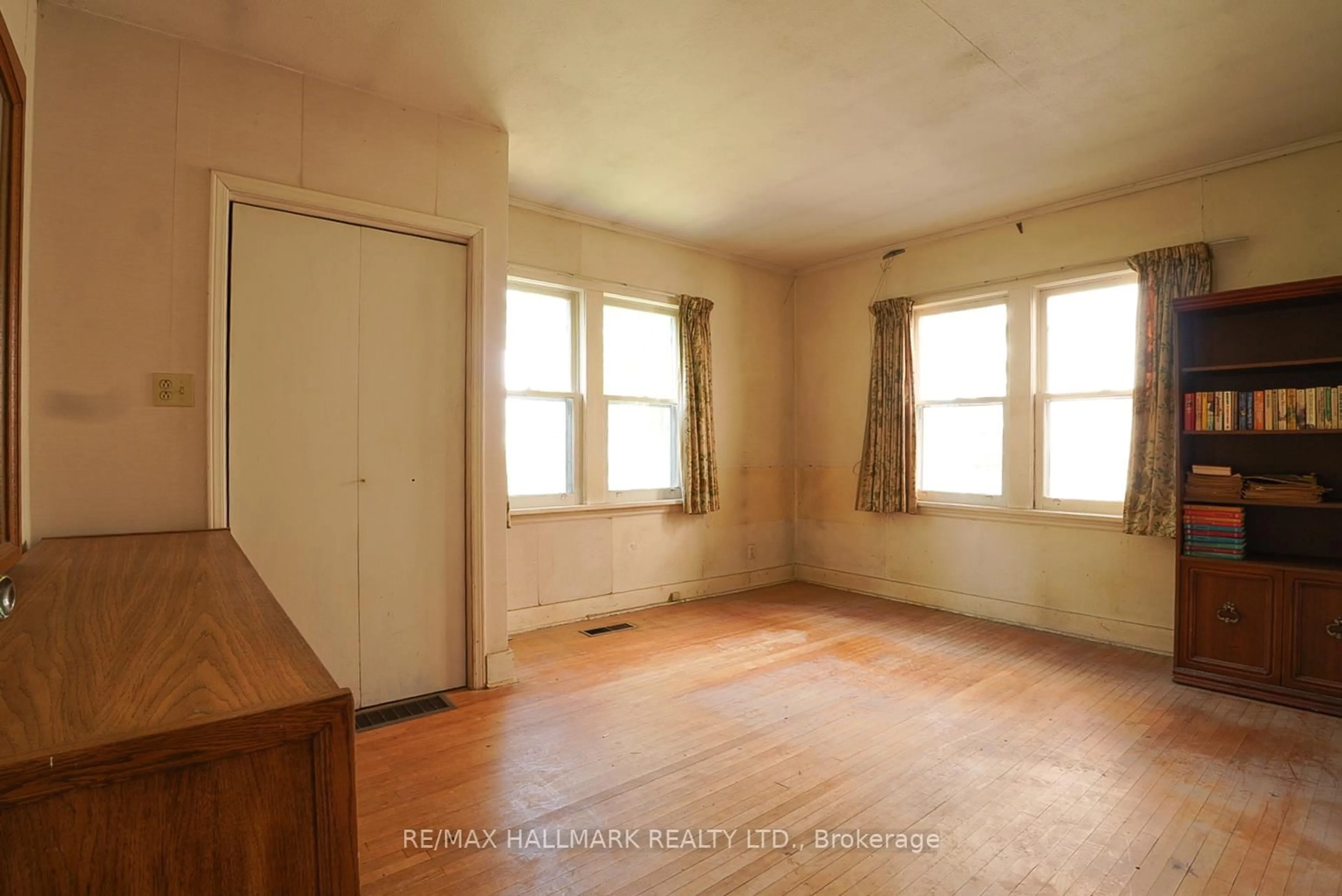 A pic of a room for 63 Highview Ave, Toronto Ontario M1N 2H4