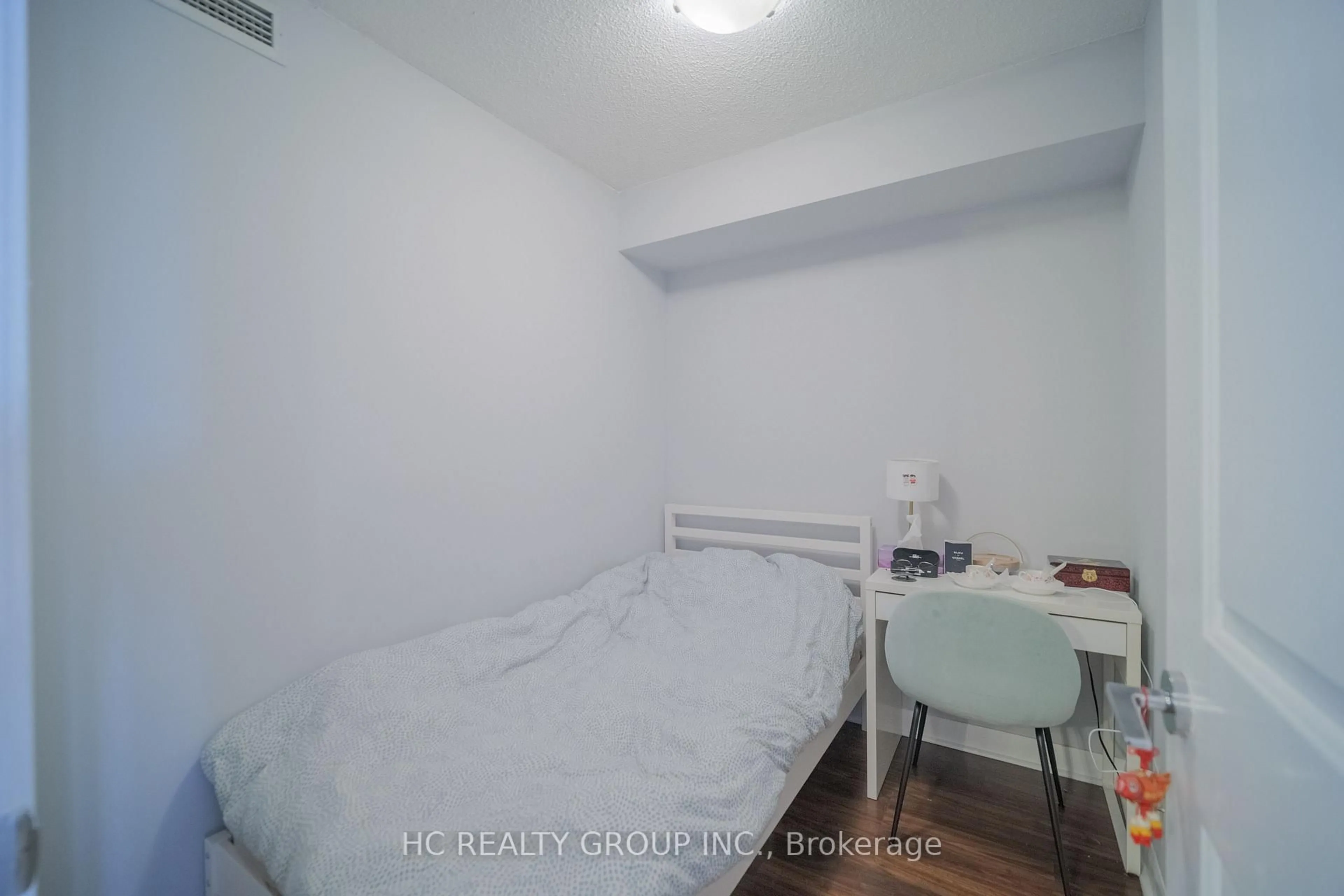 A pic of a room for 190 Borough Dr #1607, Toronto Ontario M1P 0B6