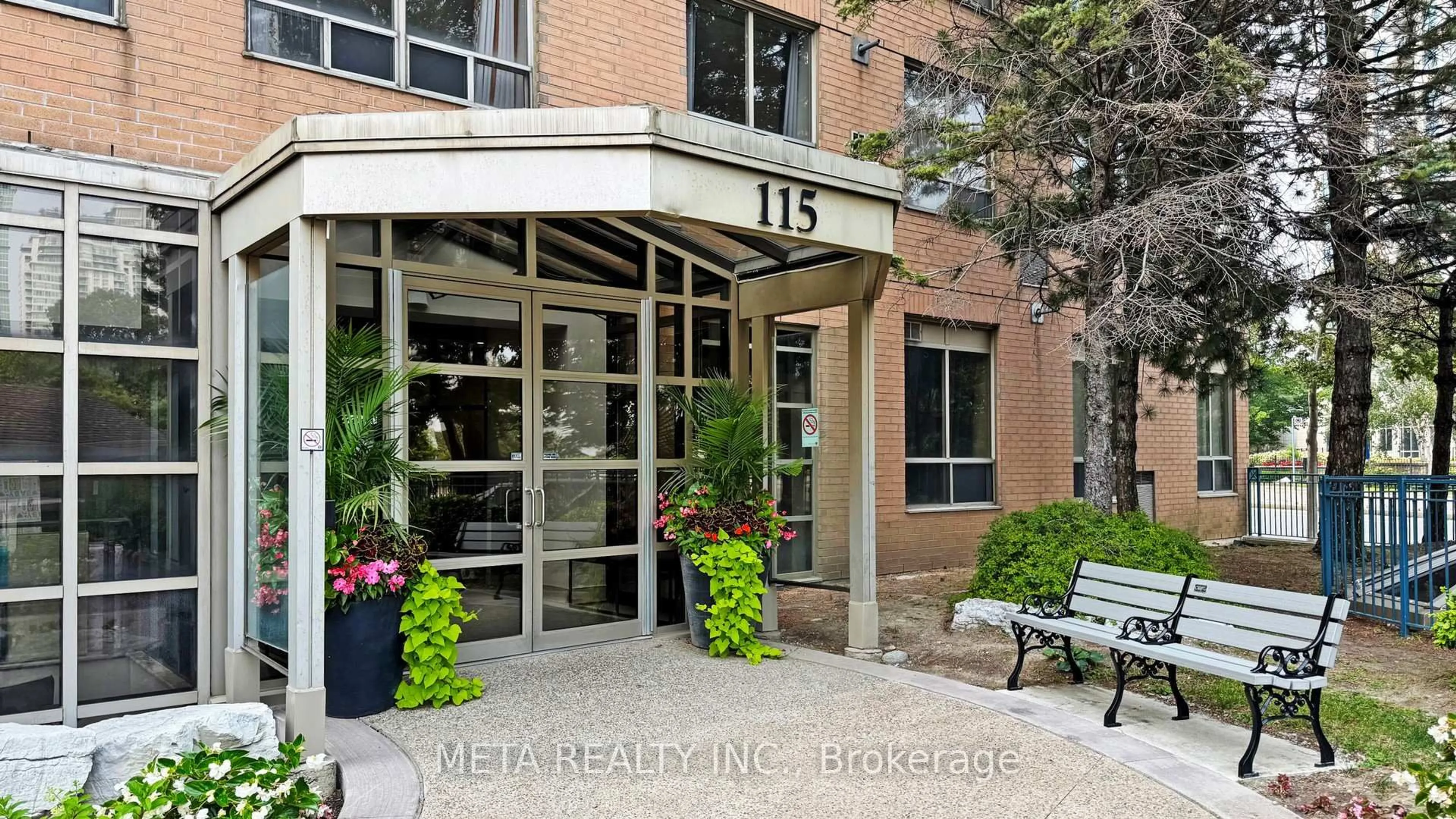 Unknown for 115 Omni Dr #2101, Toronto Ontario M1P 5B4