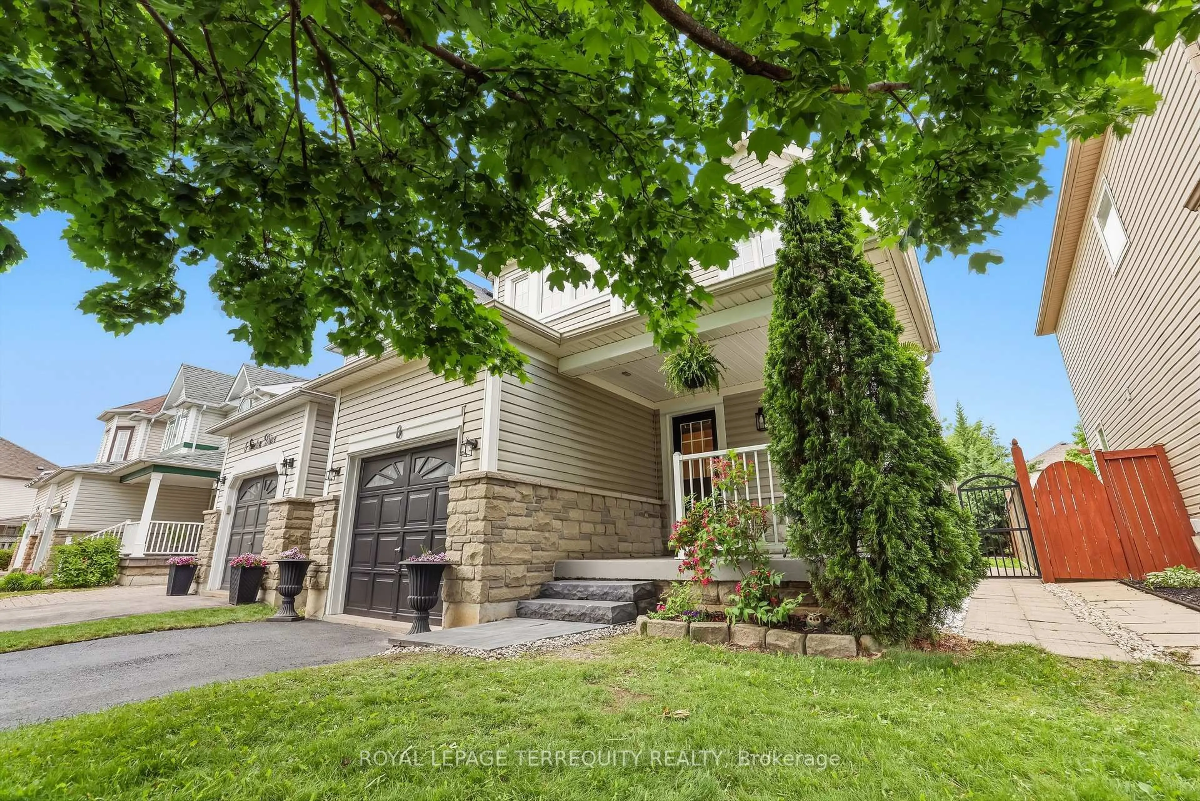 Home with brick exterior material, street for 8 Sinden Dr, Whitby Ontario L1M 2B8