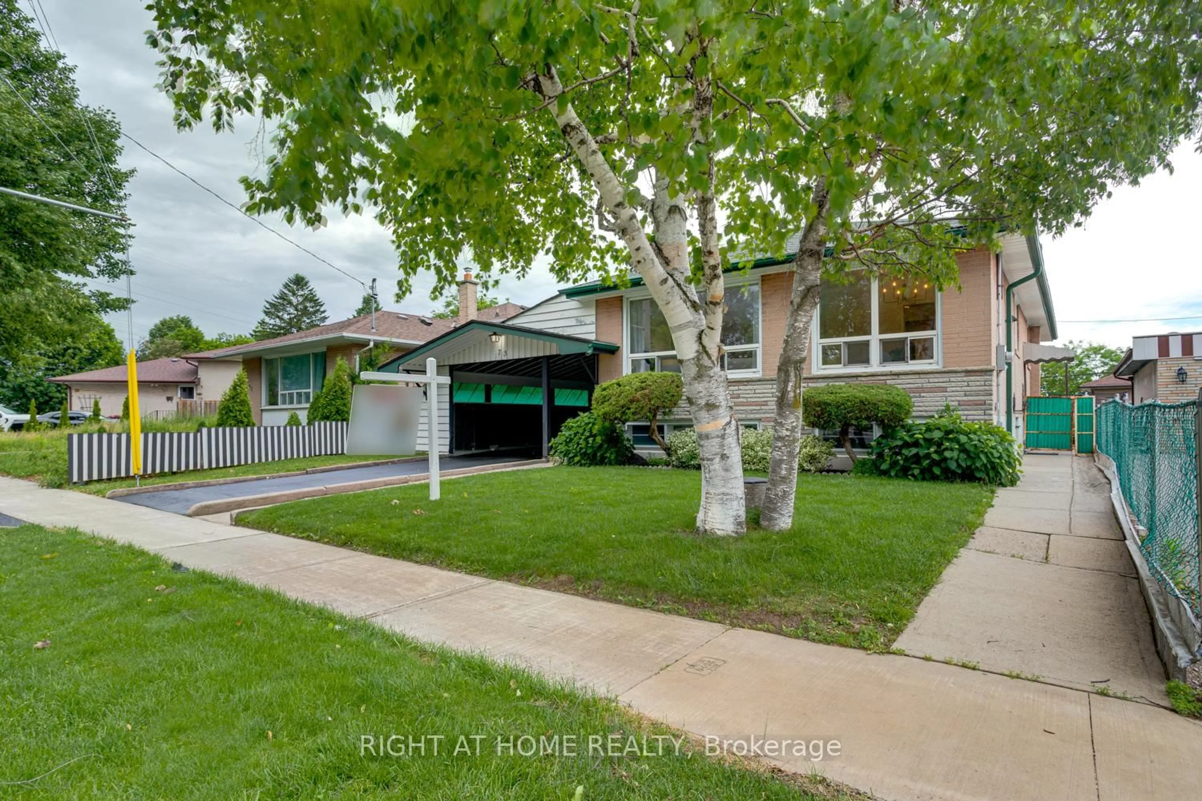 Unknown for 75 Milford Haven Dr, Toronto Ontario M1G 3C9