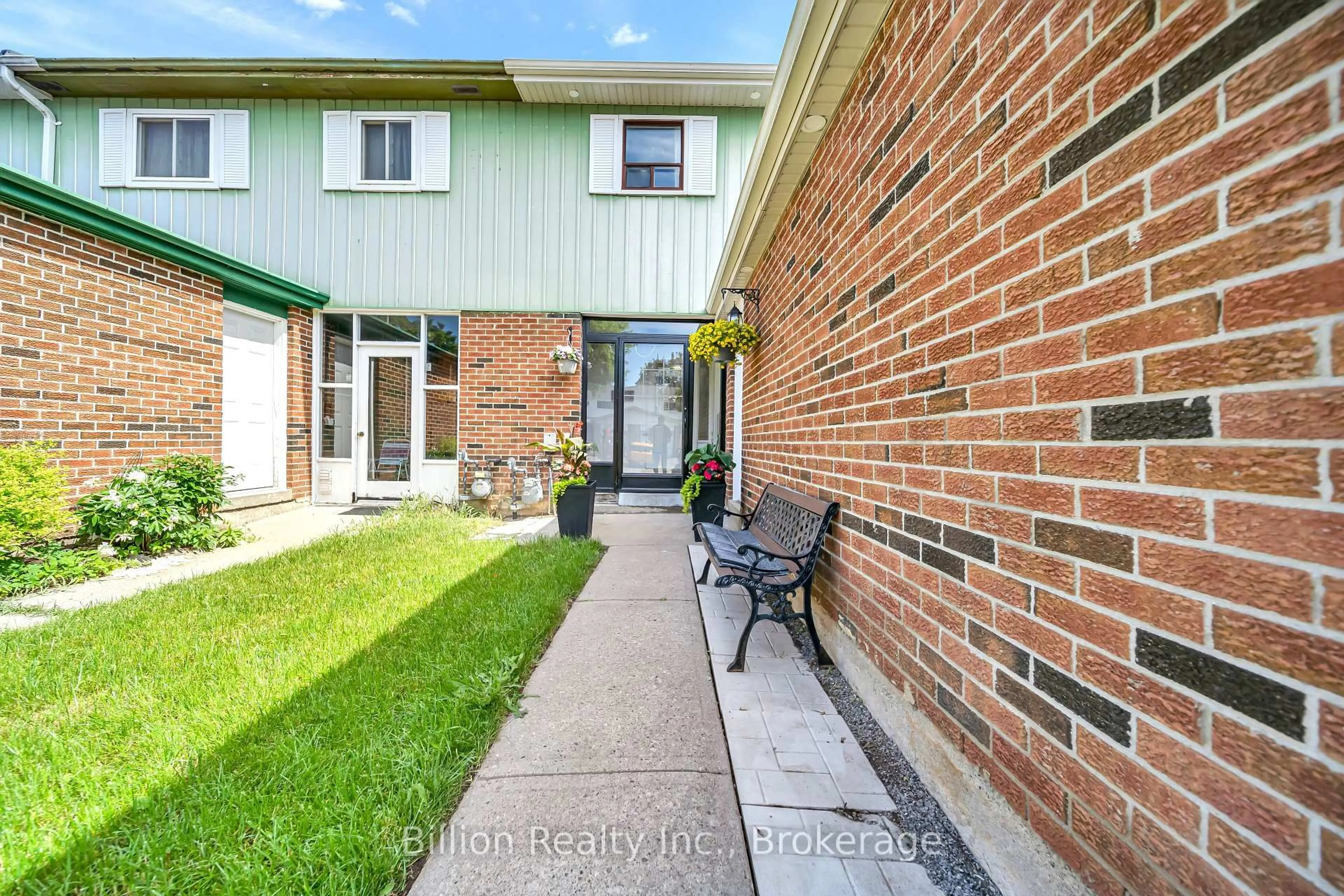 Unknown for 96 Quantrell Tr, Toronto Ontario M1B 1L8