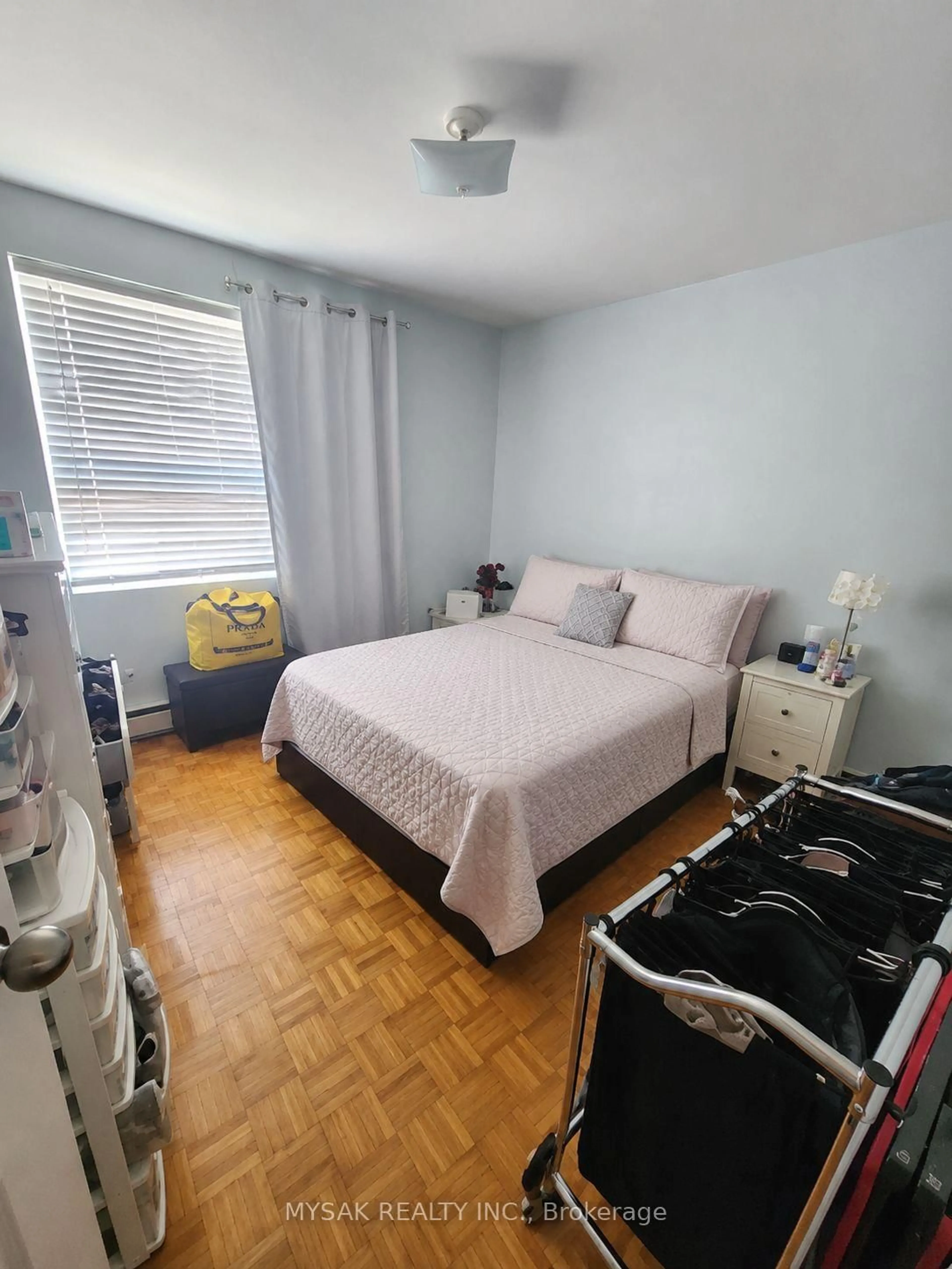 A pic of a room for 144 Coxwell Ave, Toronto Ontario M4L 3B2