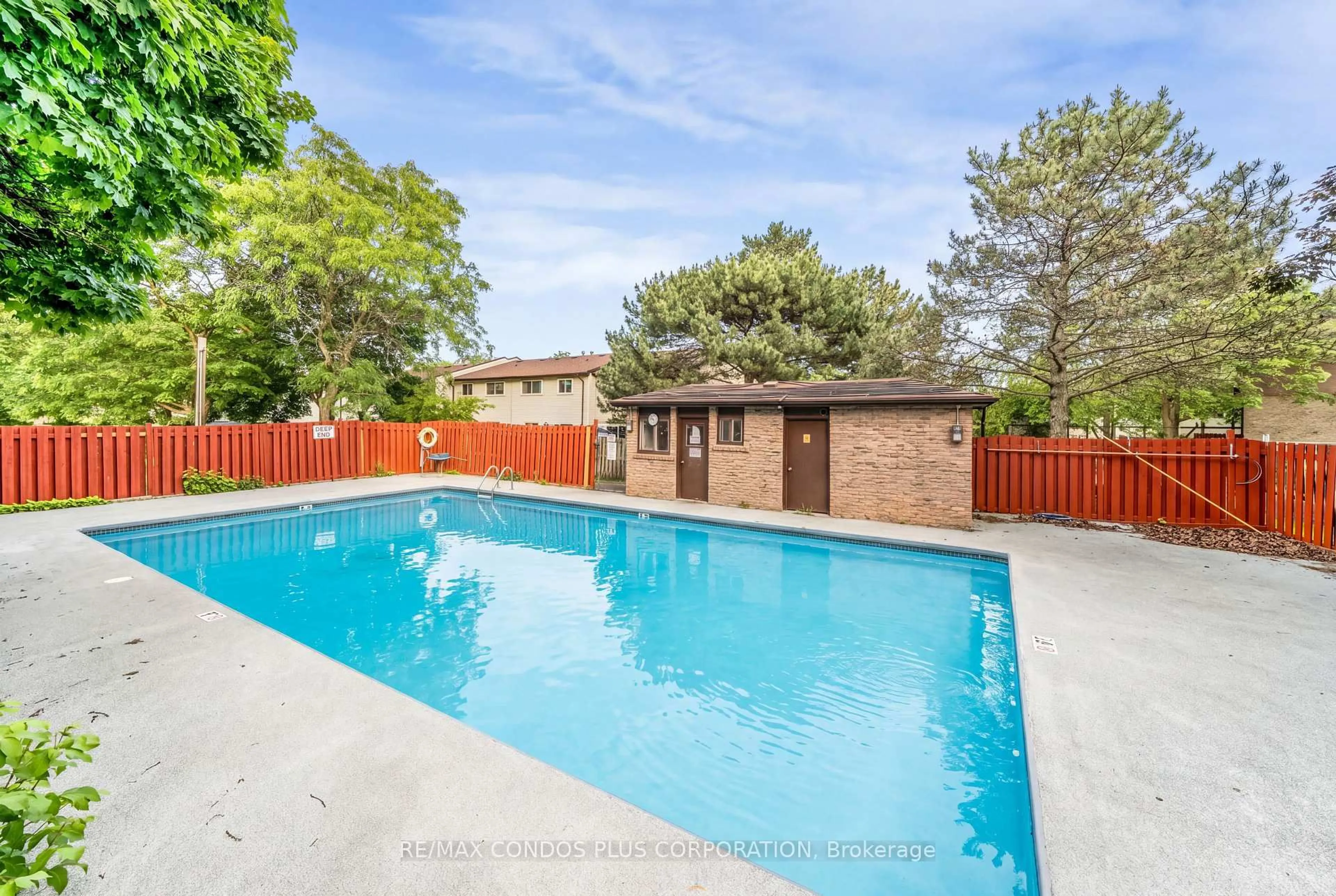 Pool for 222 Pearson St #39, Oshawa Ontario L1G 7C6