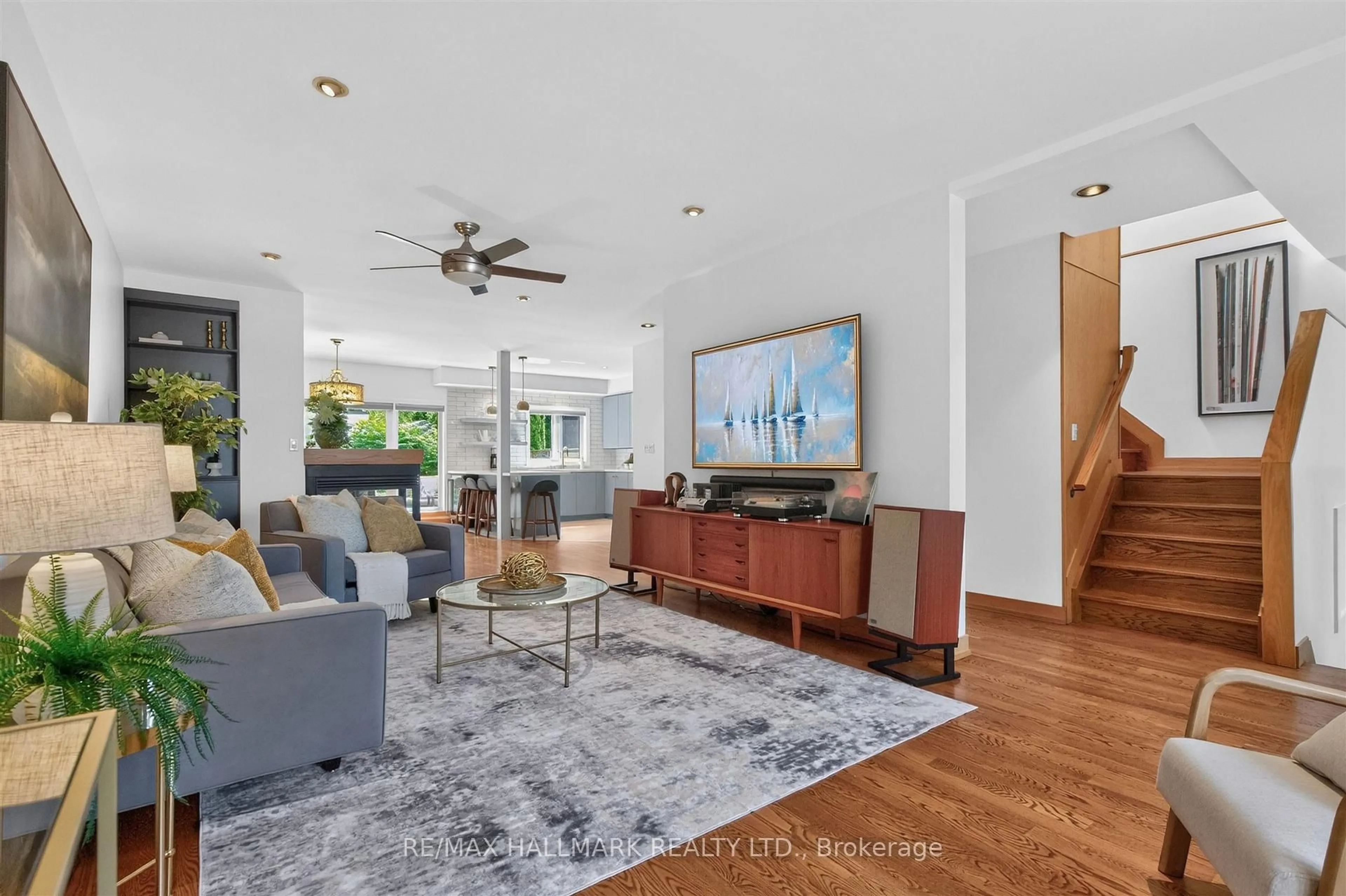 Living room with furniture, unknown for 75 Hillside Dr, Toronto Ontario M4K 2M5