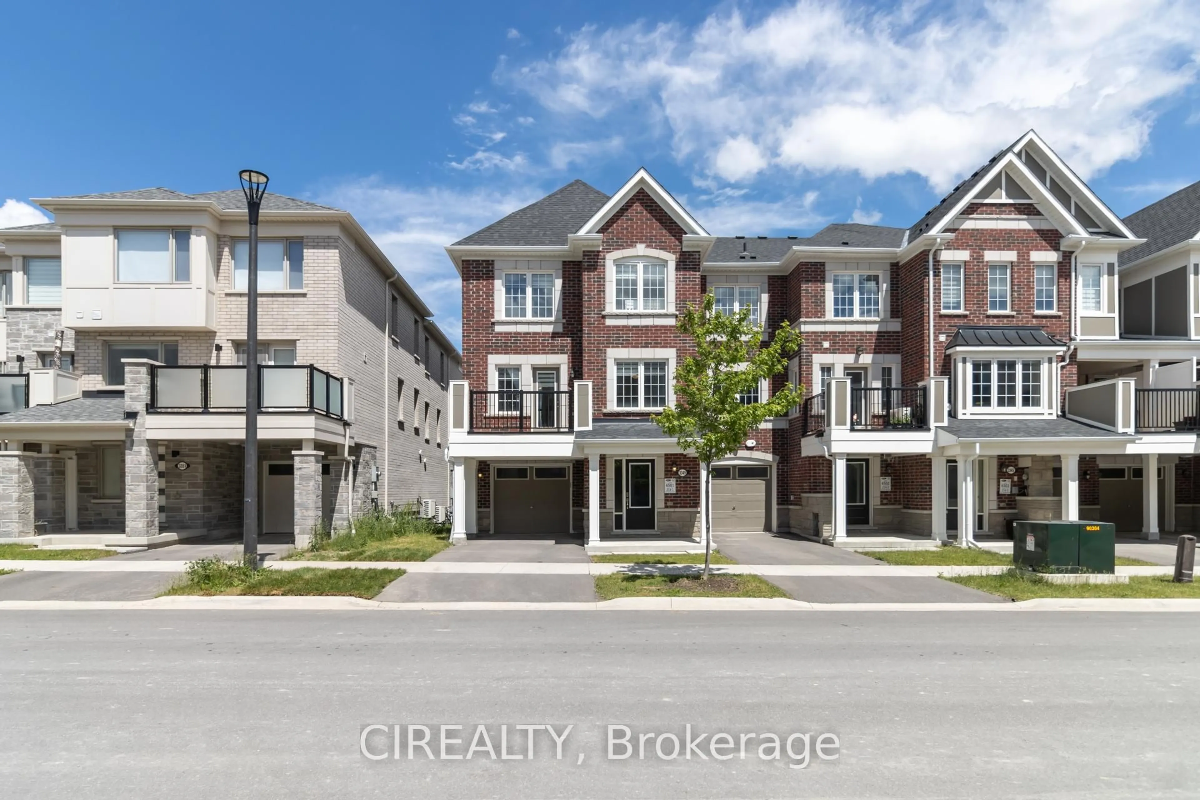A pic from outside/outdoor area/front of a property/back of a property/a pic from drone, street for 3349 Thunderbird Prom, Pickering Ontario L1X 0N1