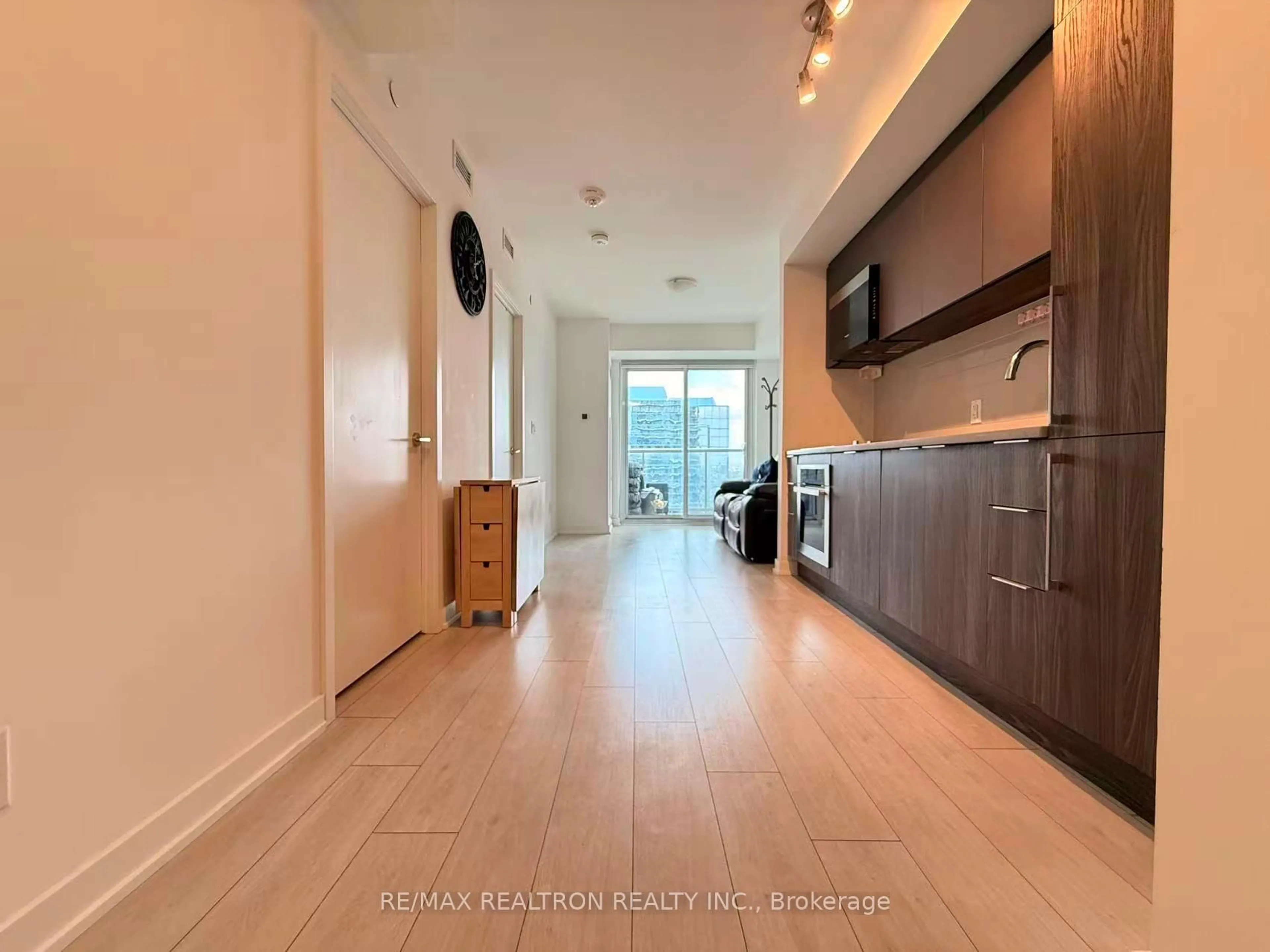 Unknown for 2031 Kennedy Rd #1719, Toronto Ontario M1T 0B8
