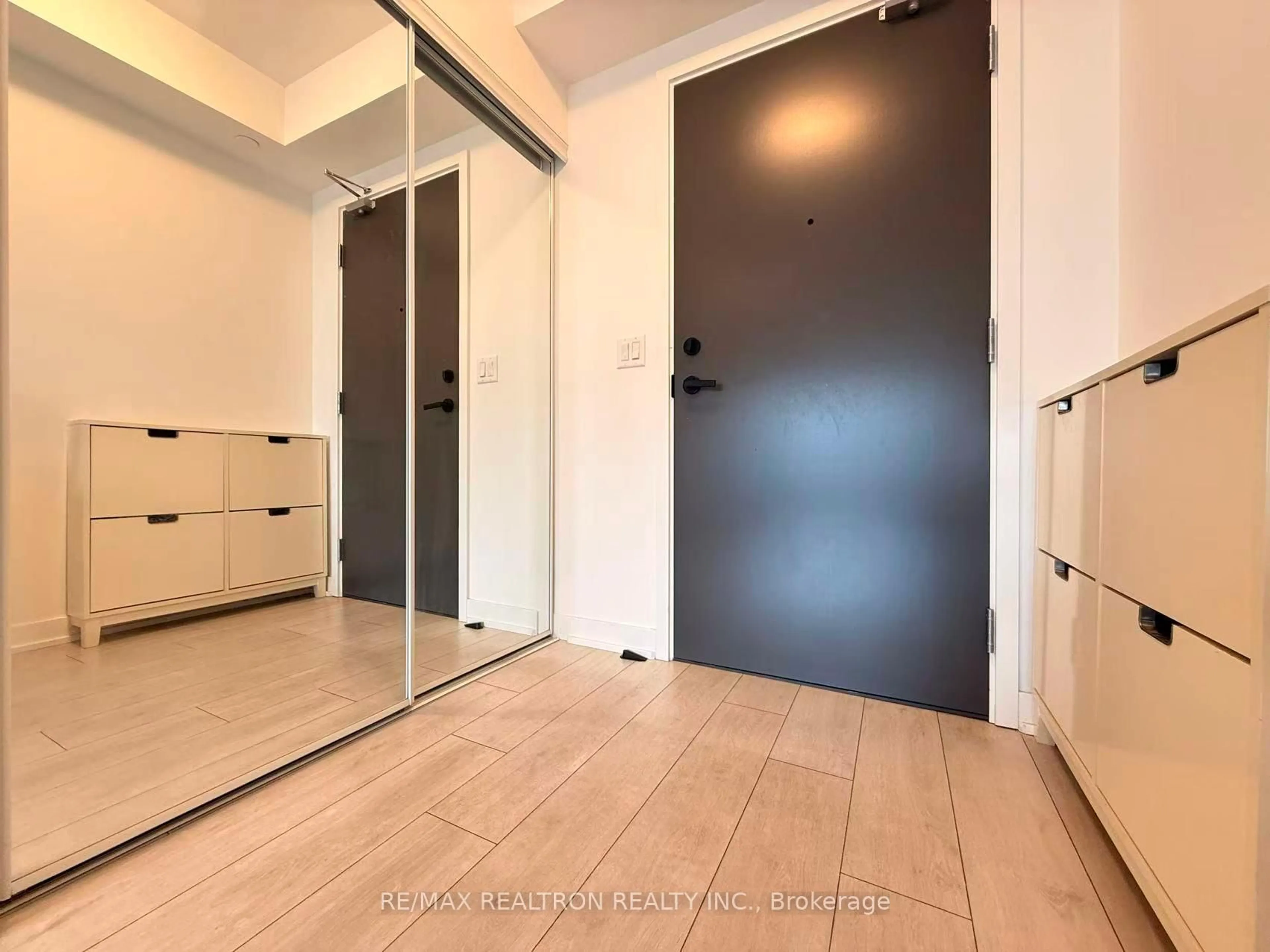 Unknown for 2031 Kennedy Rd #1719, Toronto Ontario M1T 0B8