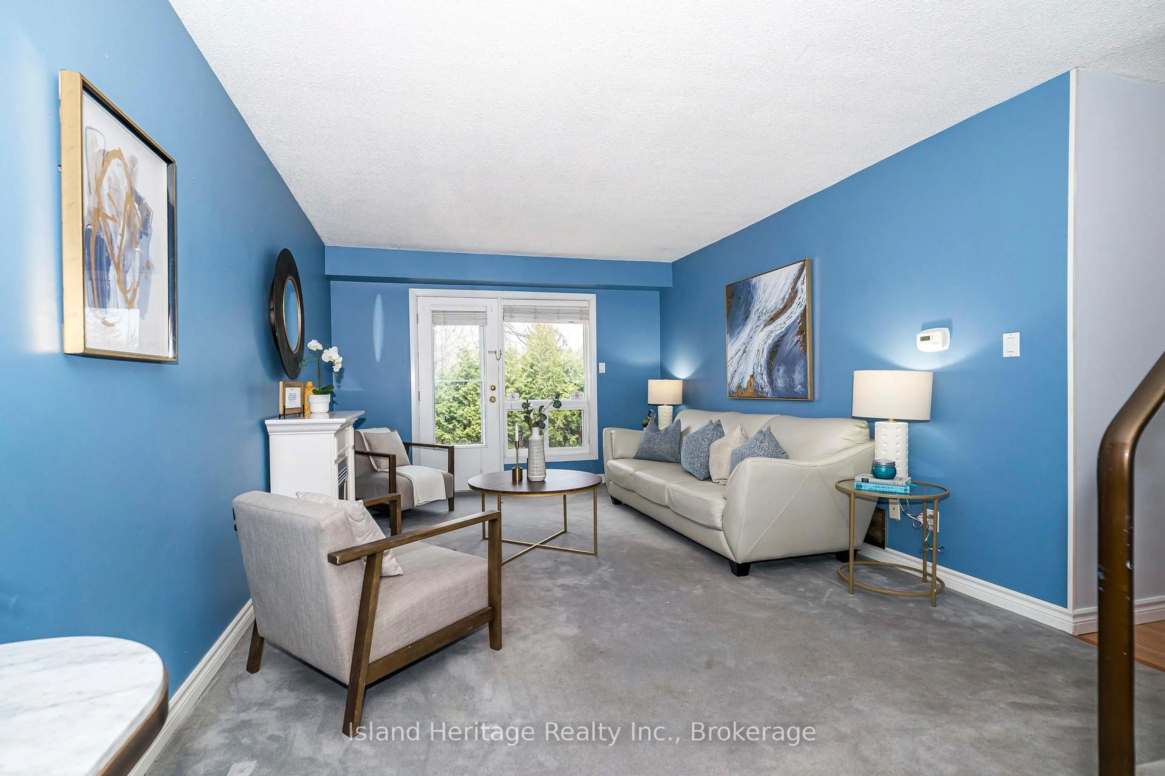 Living room with furniture, unknown for 730 Cedar St #3, Oshawa Ontario L1H 4M6