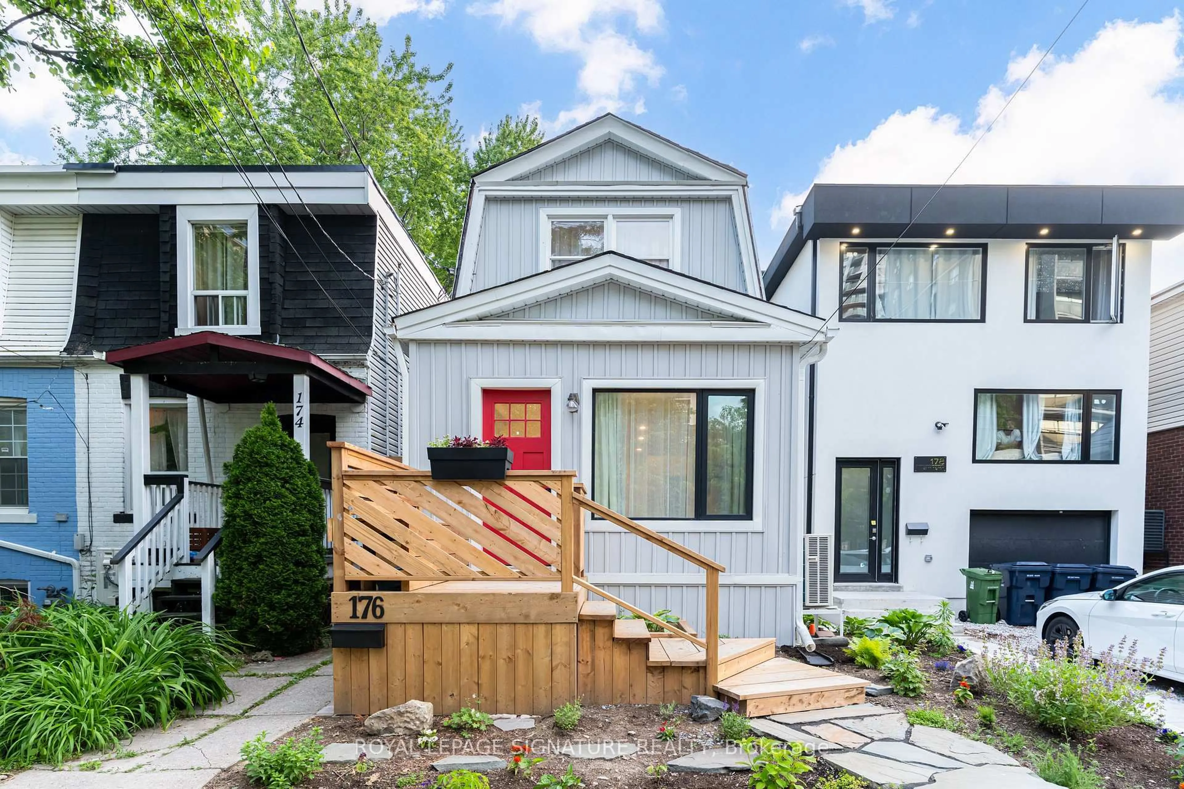 Home with brick exterior material, street for 176 Barrington Ave, Toronto Ontario M4C 4Z2