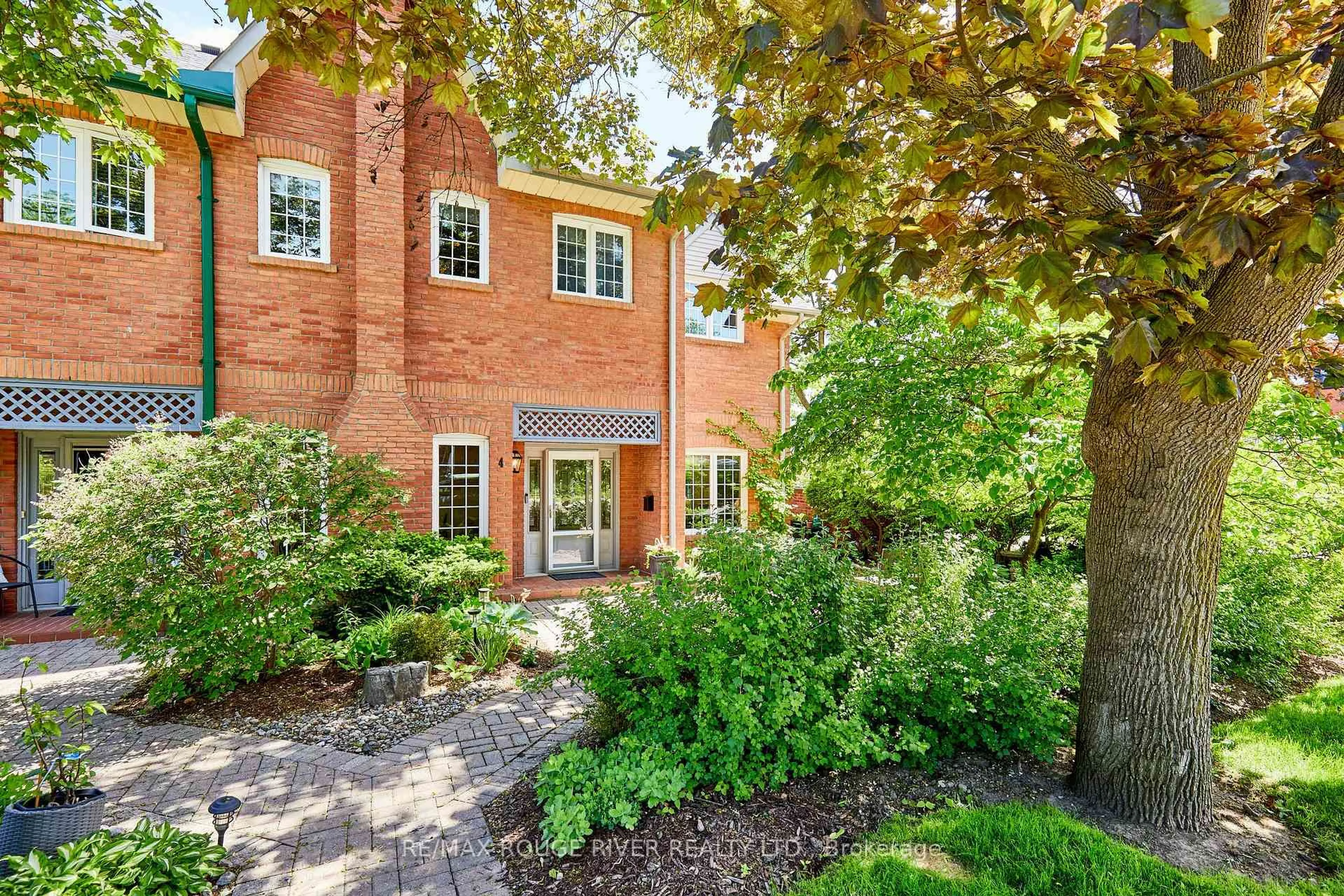 Home with brick exterior material, street for 110 Mary St #4, Whitby Ontario L1N 8M5