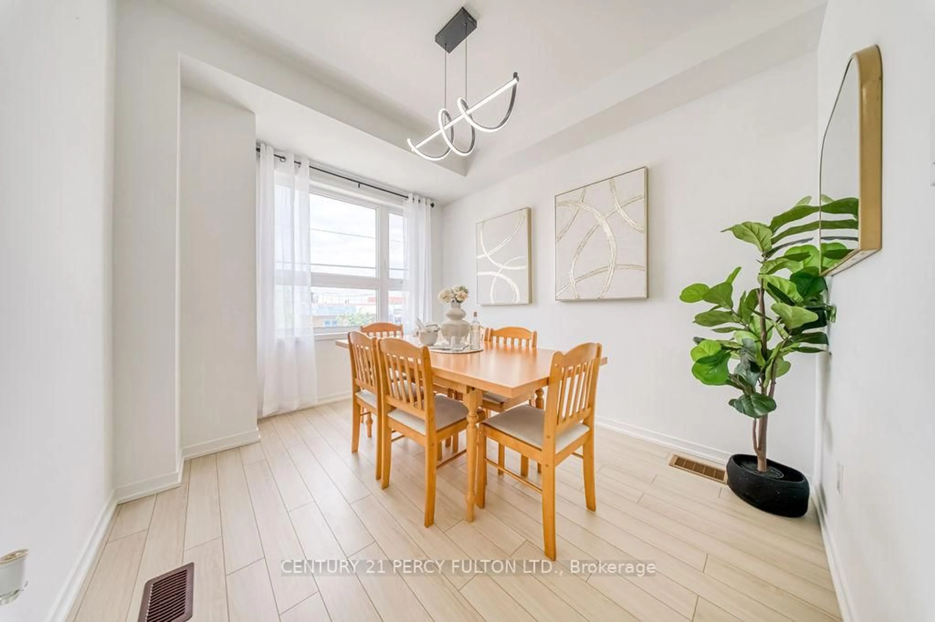 Dining room, wood/laminate floor for 147 Hunt St, Ajax Ontario L1S 7M3