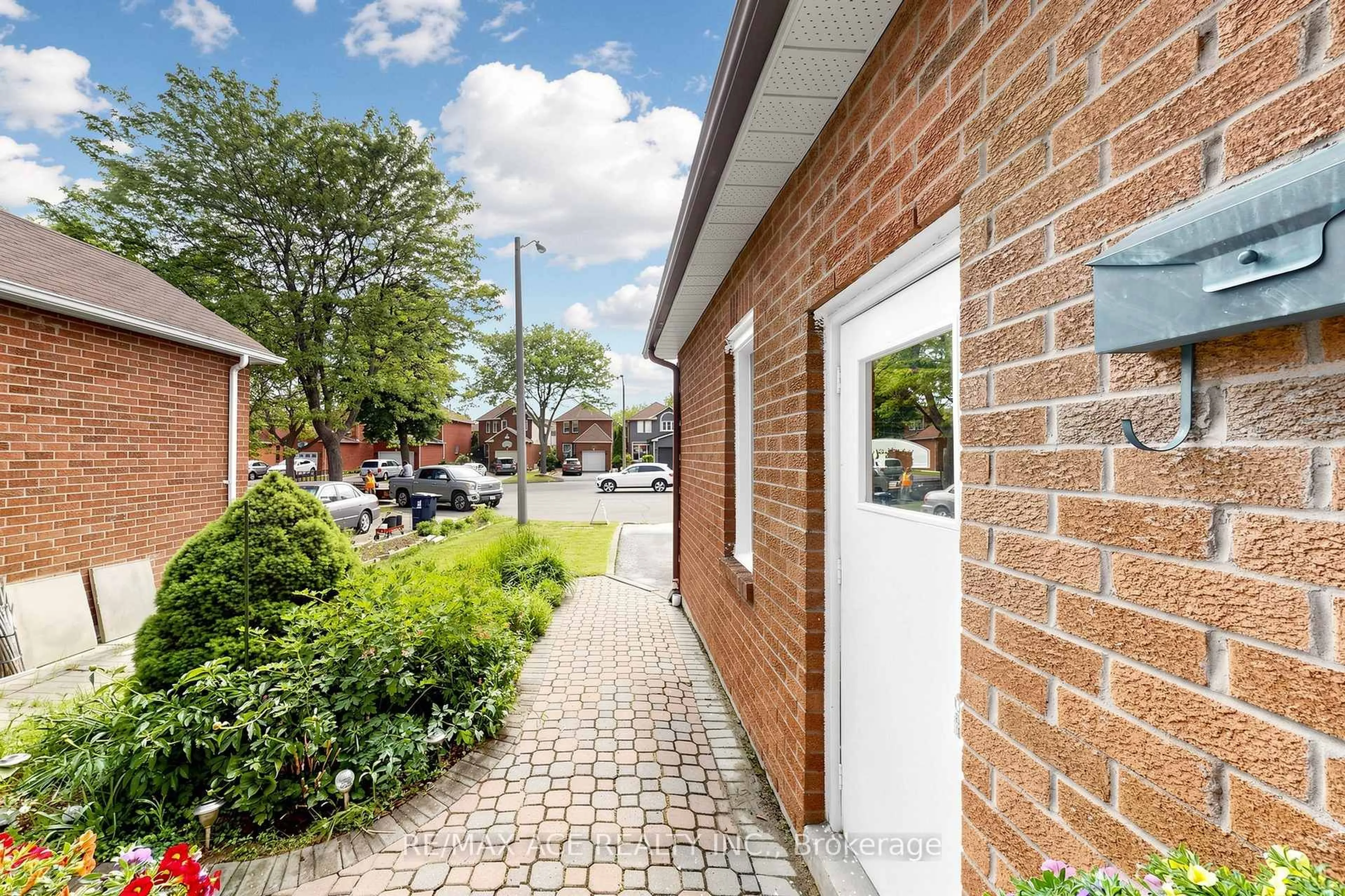 Unknown for 159 Heale Ave, Toronto Ontario M1N 3Y2
