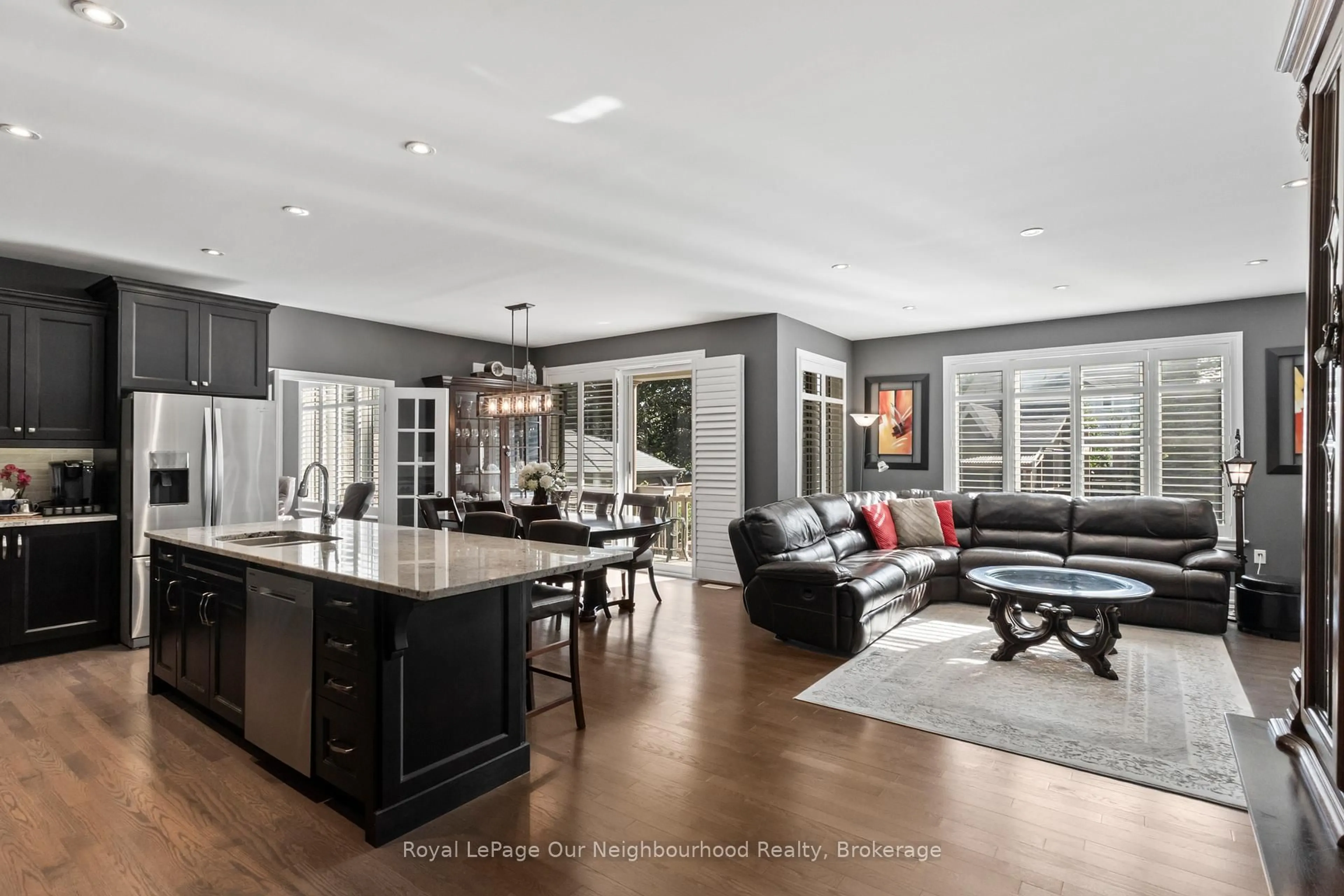 Open concept kitchen, unknown for 19 Waverley Rd, Clarington Ontario L1C 1K8